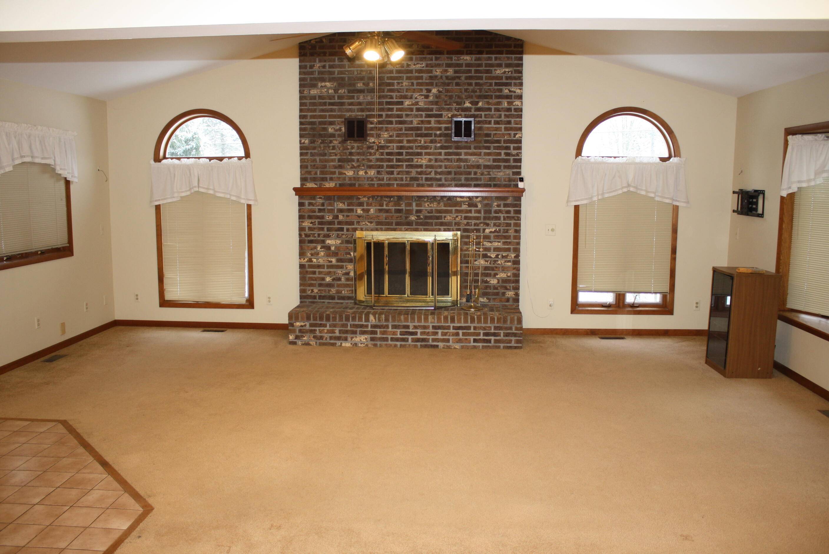 Saline, MI 48176,3552 Weber RD