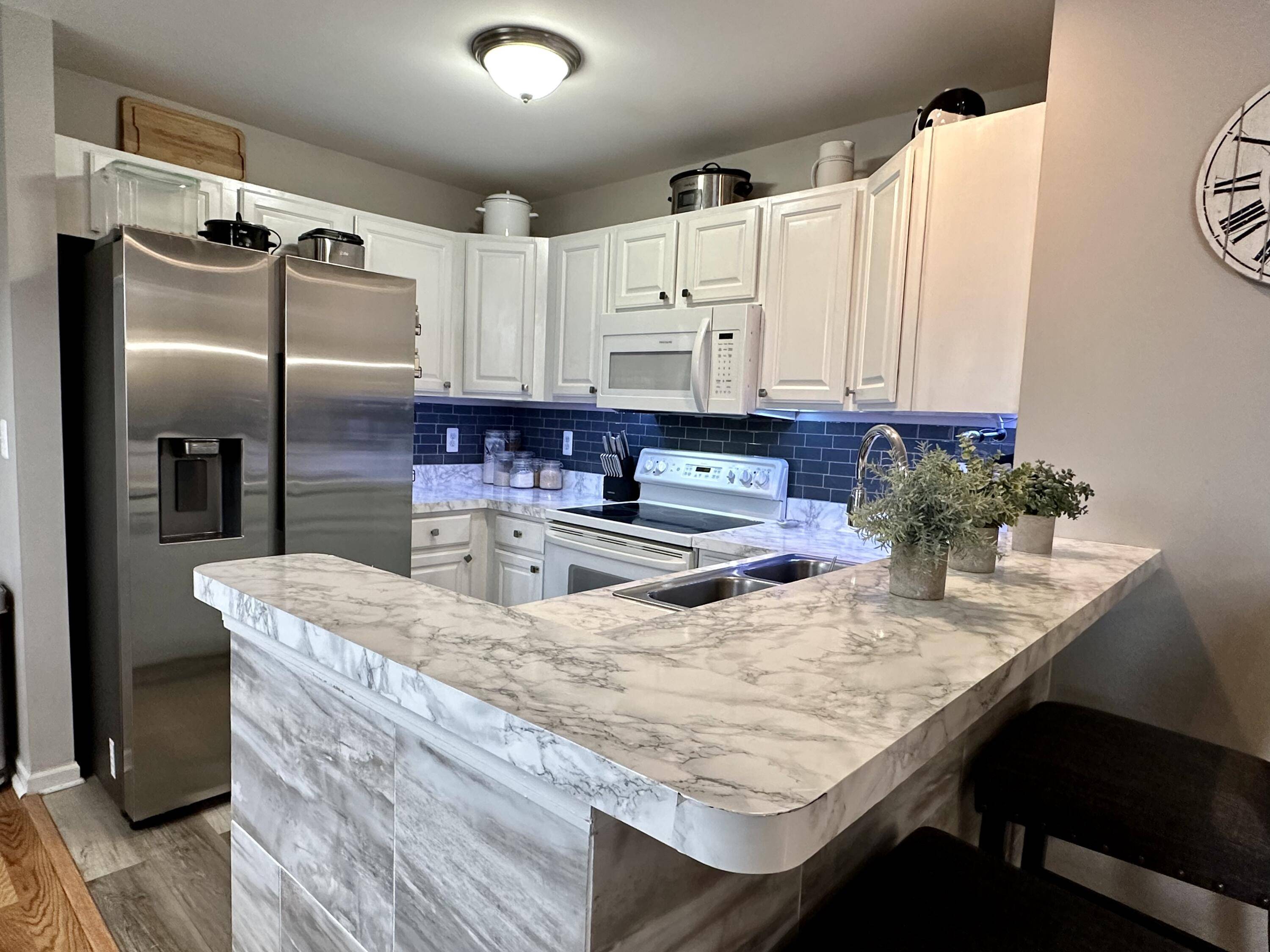 Clinton Twp, MI 48038,43145 WOODBRIDGE DR #114