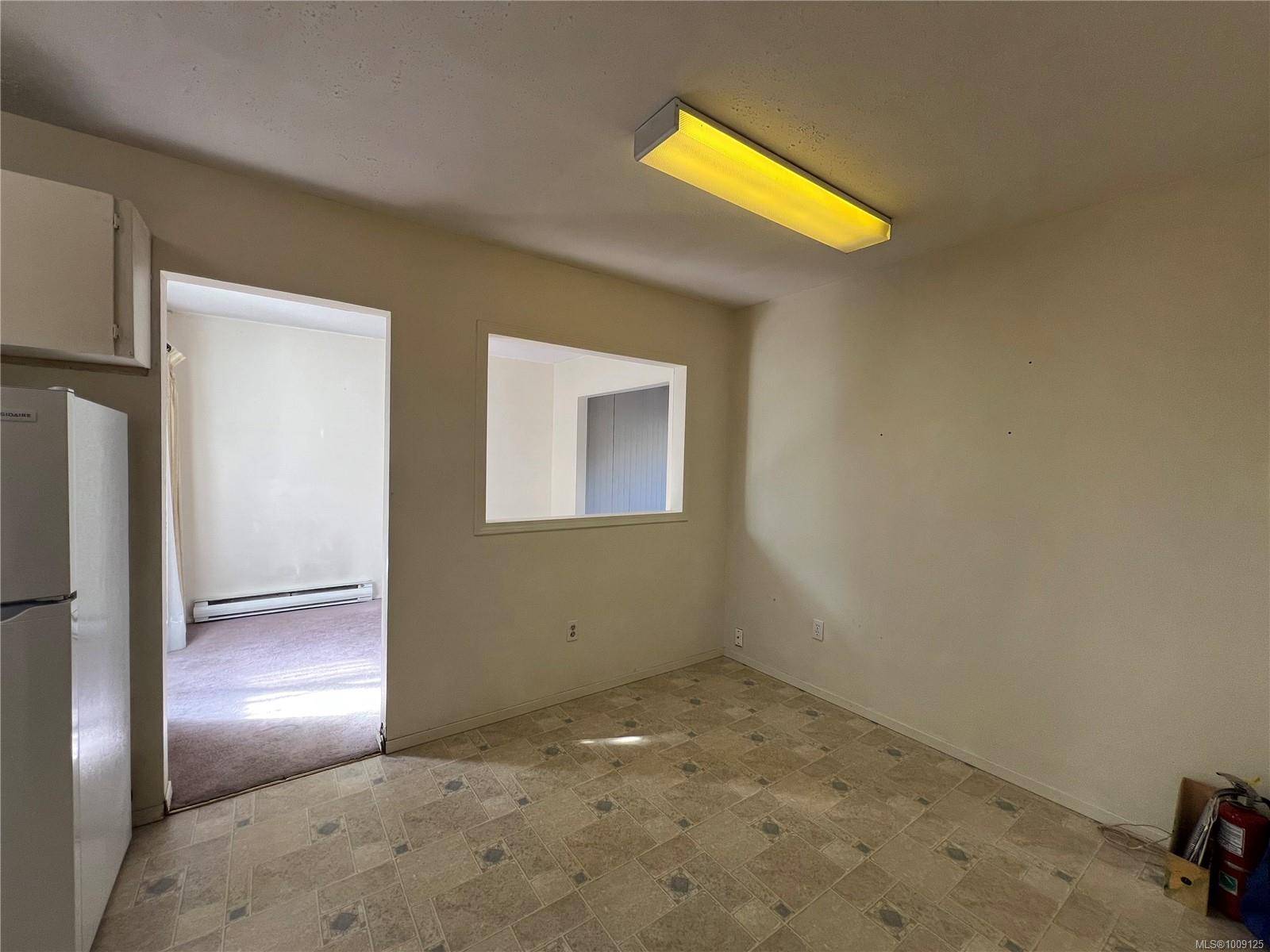 Gold River, BC V0P 1G0,500 Muchalat Pl #3