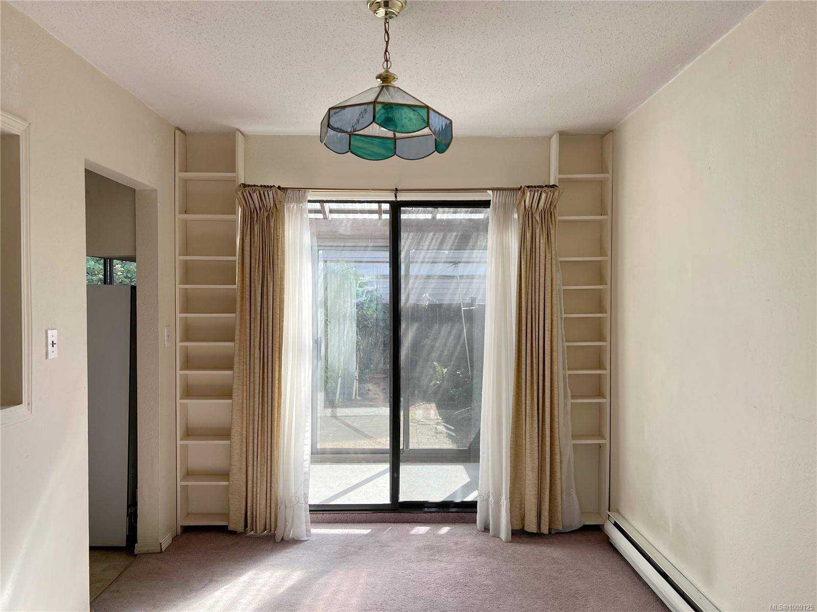 Gold River, BC V0P 1G0,500 Muchalat Pl #3