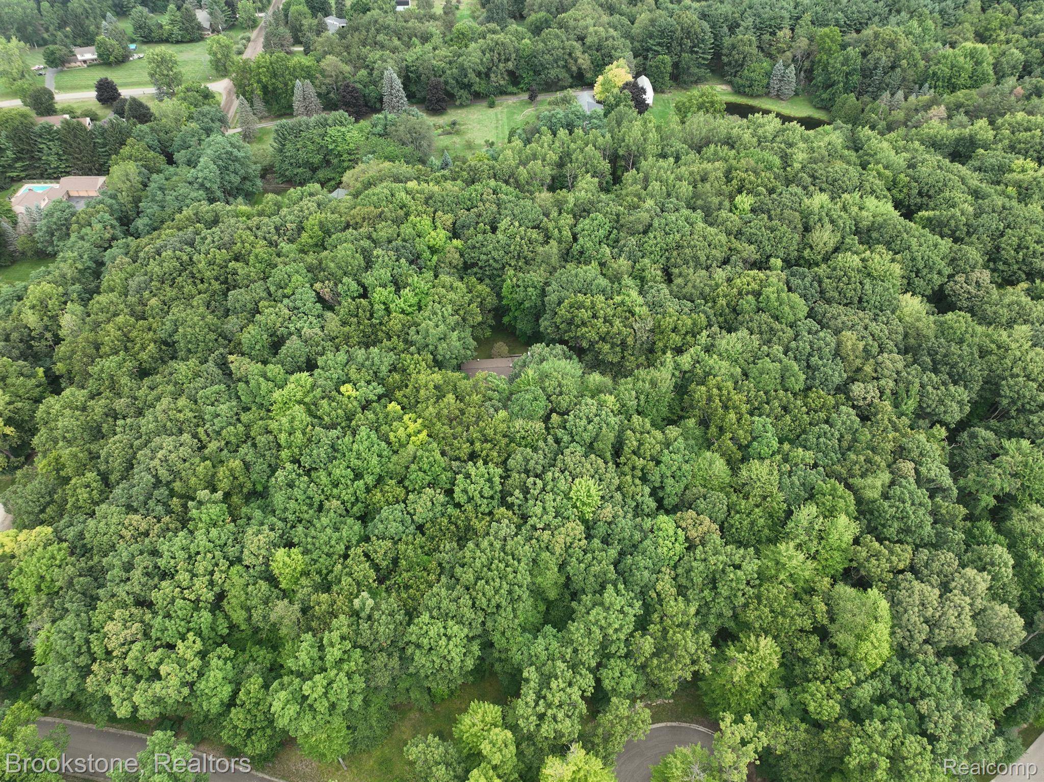 Clarkston, MI 48348,8124 ELLIS RD