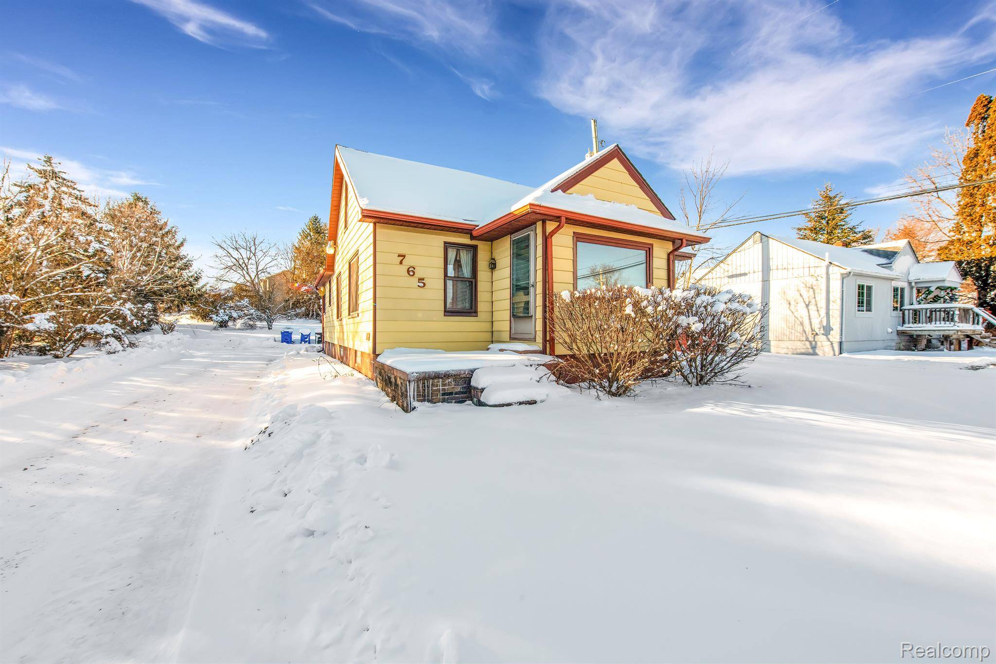 Waterford, MI 48328,765 SCOTT LAKE RD