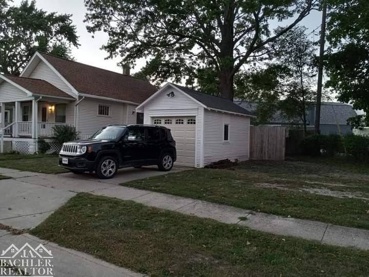 Port Huron, MI 48060,1221 Short