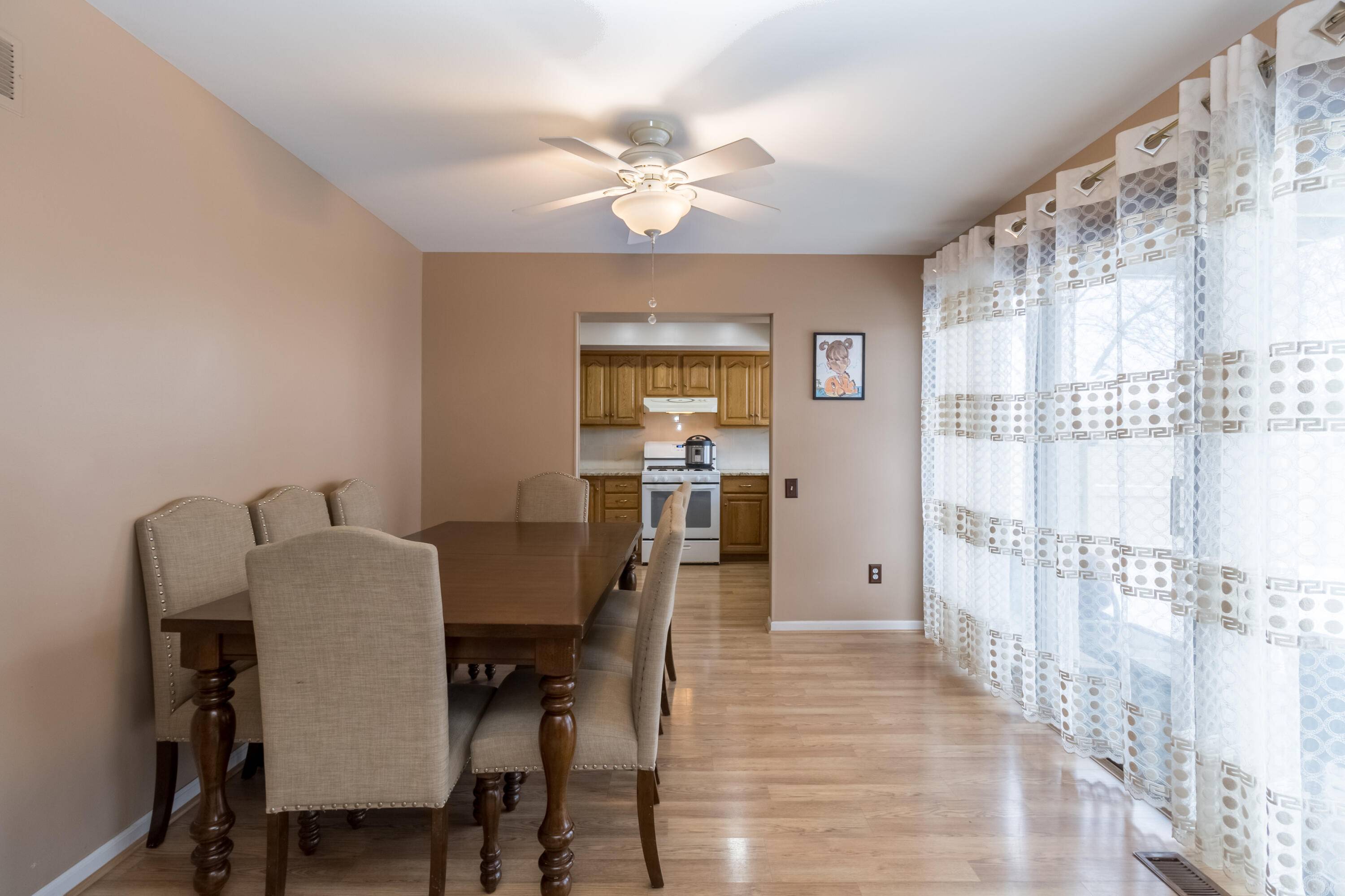 Clinton Twp, MI 48038,42371 Dianna CT