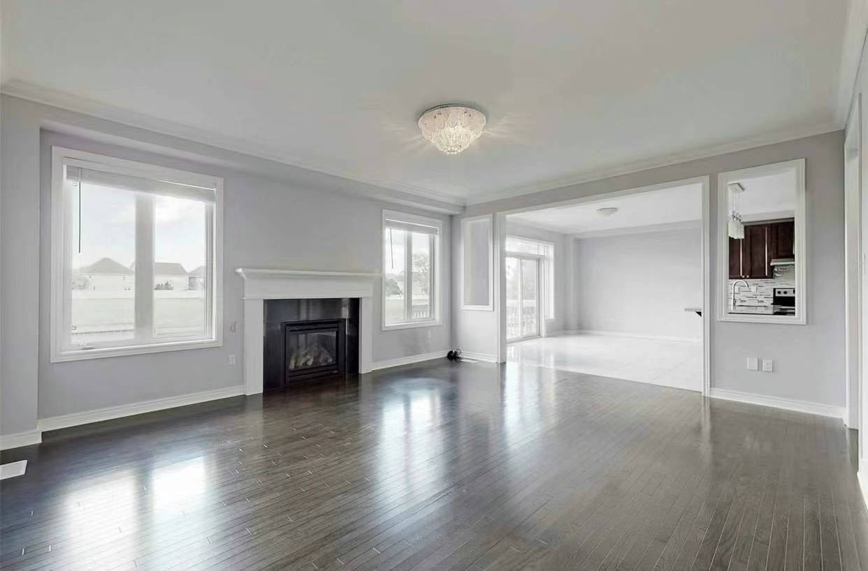 Markham, ON L6C 0P9,91 William Bartlett DR