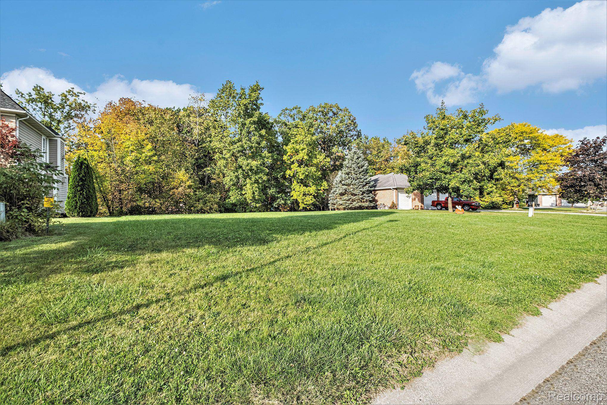 Grand Blanc, MI 48439,2495 LINDSAY LN