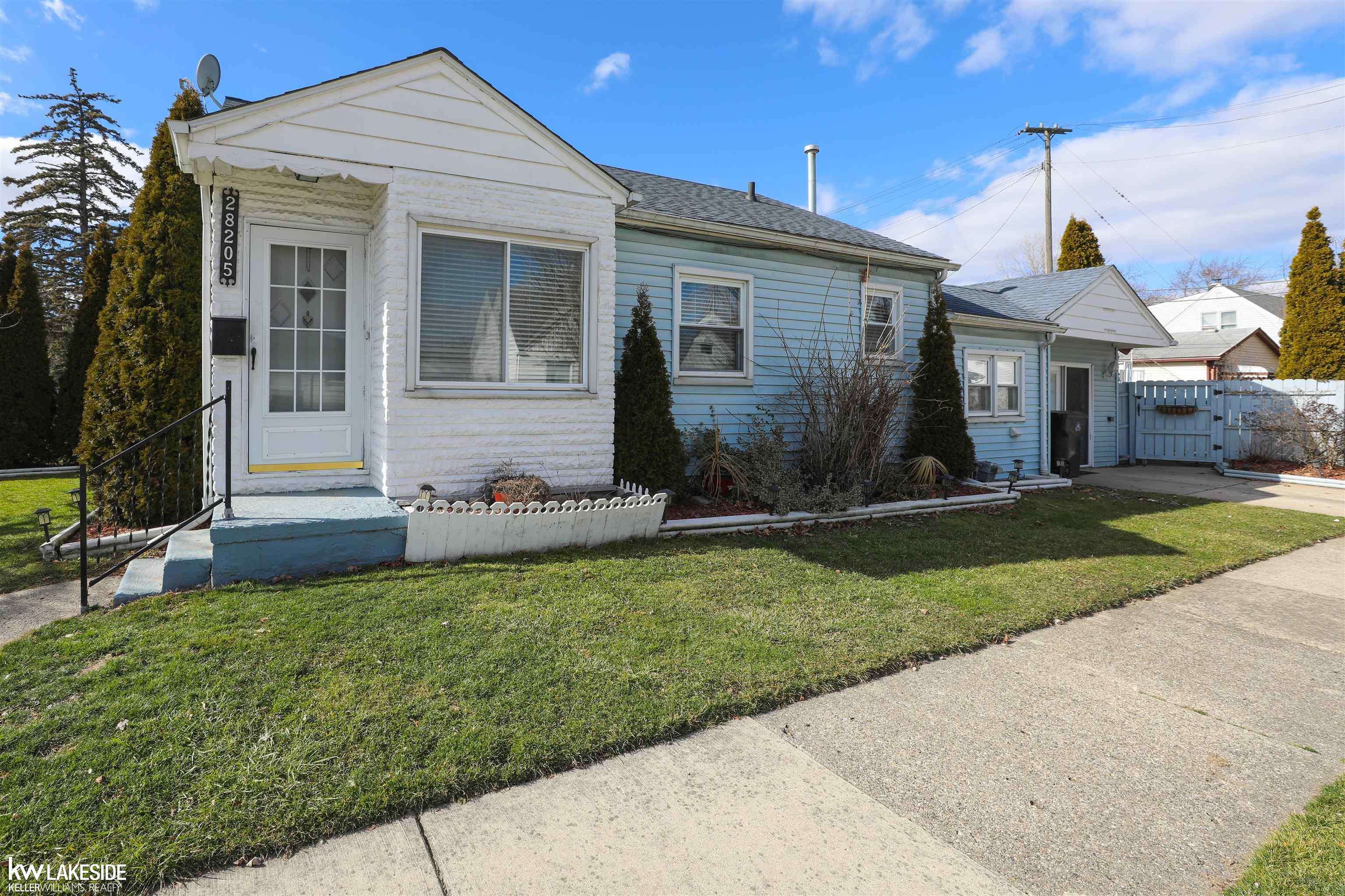 Roseville, MI 48066,28205 Asmus