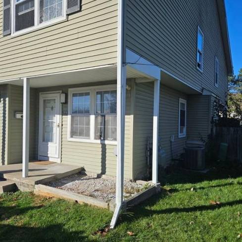 Ypsilanti, MI 48197,2978 Roundtree BLVD