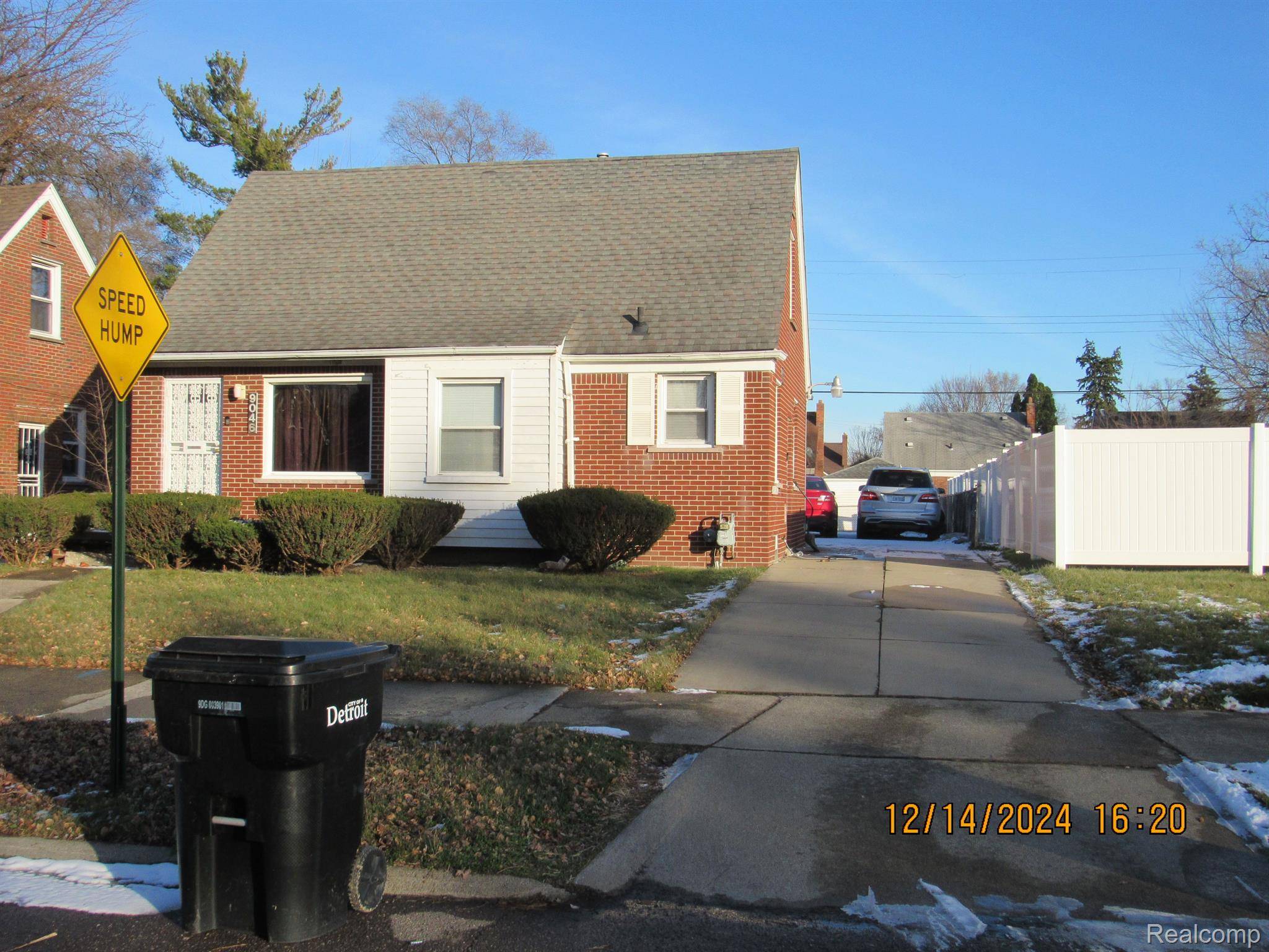 Detroit, MI 48228,9046 GRANDVILLE AVE