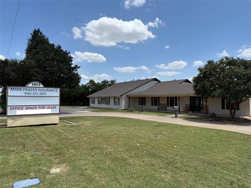 Pilot Point, TX 76258,1013 S Highway 377