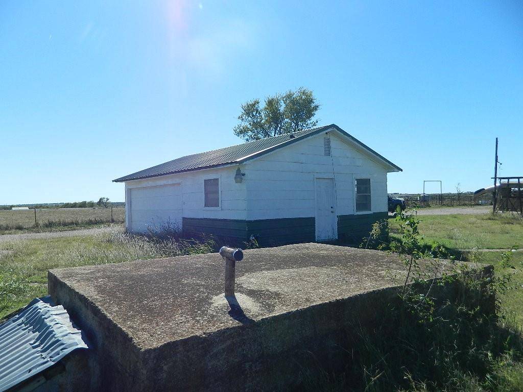 Valley View, TX 76272,2435 County Road 247