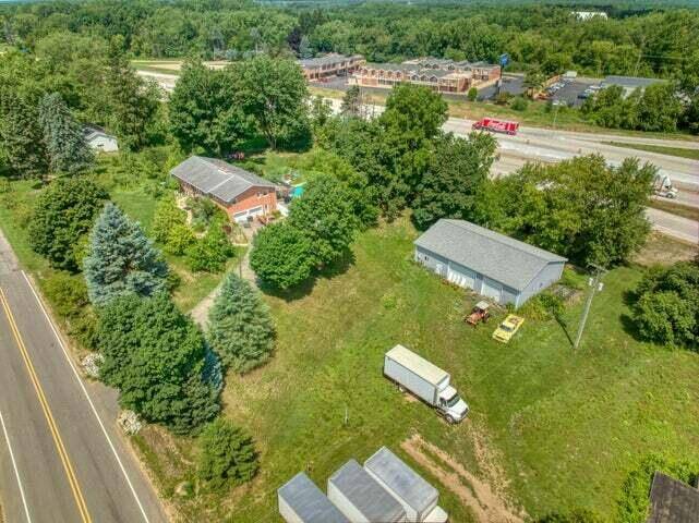 844 Barrett LN, Blackman Twp, MI 49202