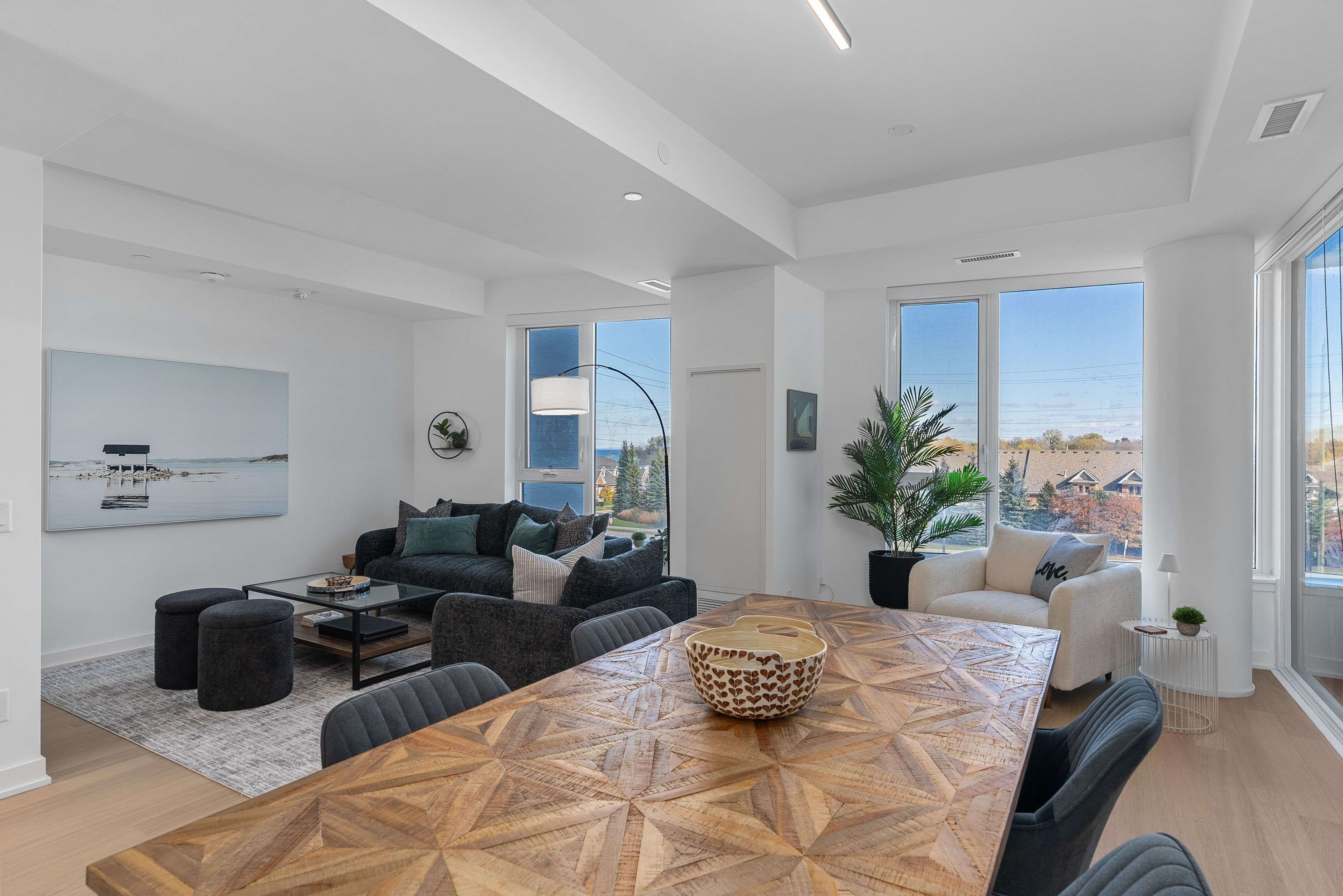 Collingwood, ON L9Y 0E8,31 Huron ST #326