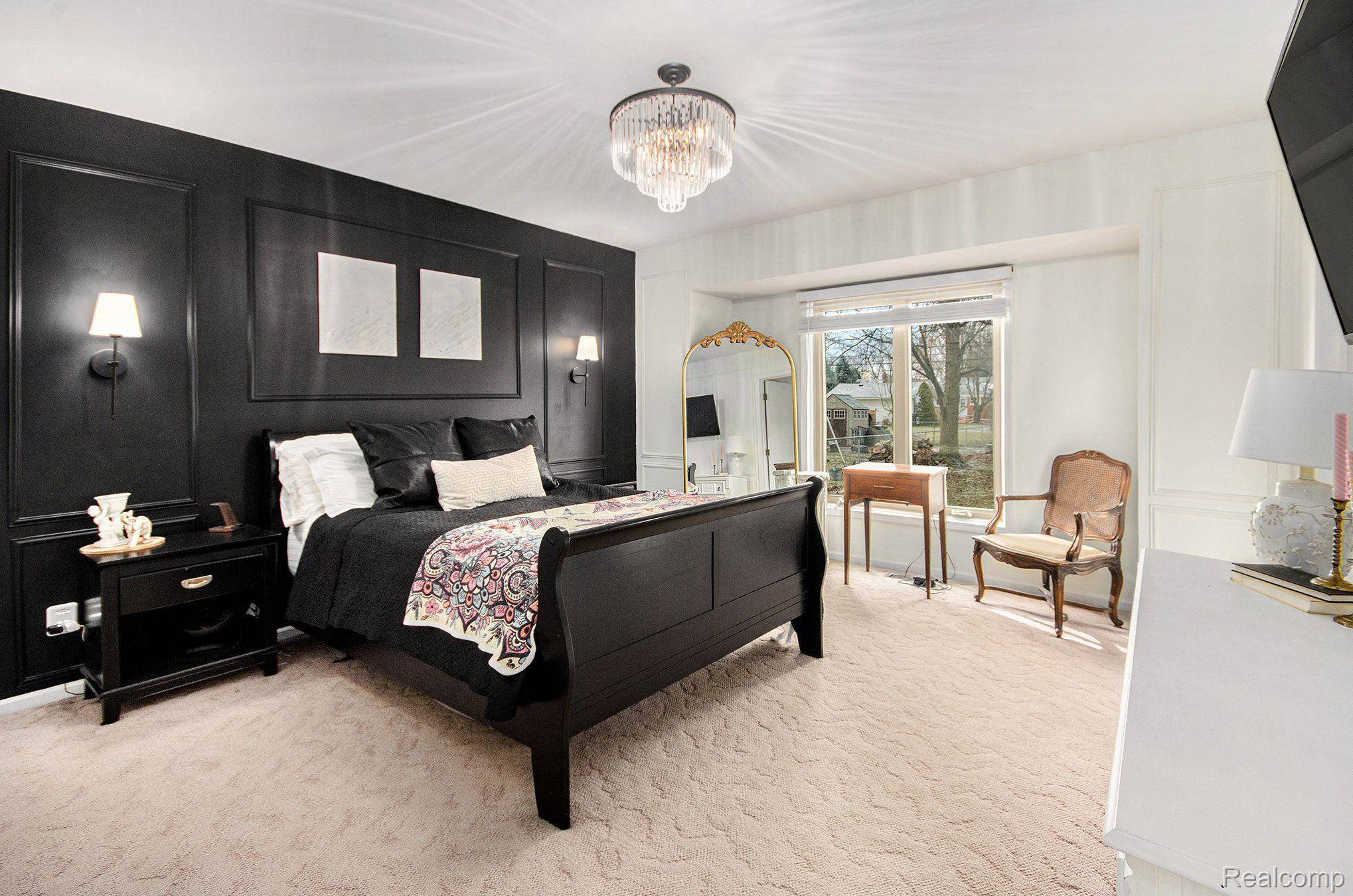 Clinton Township, MI 48035,23908 DEANHURST ST