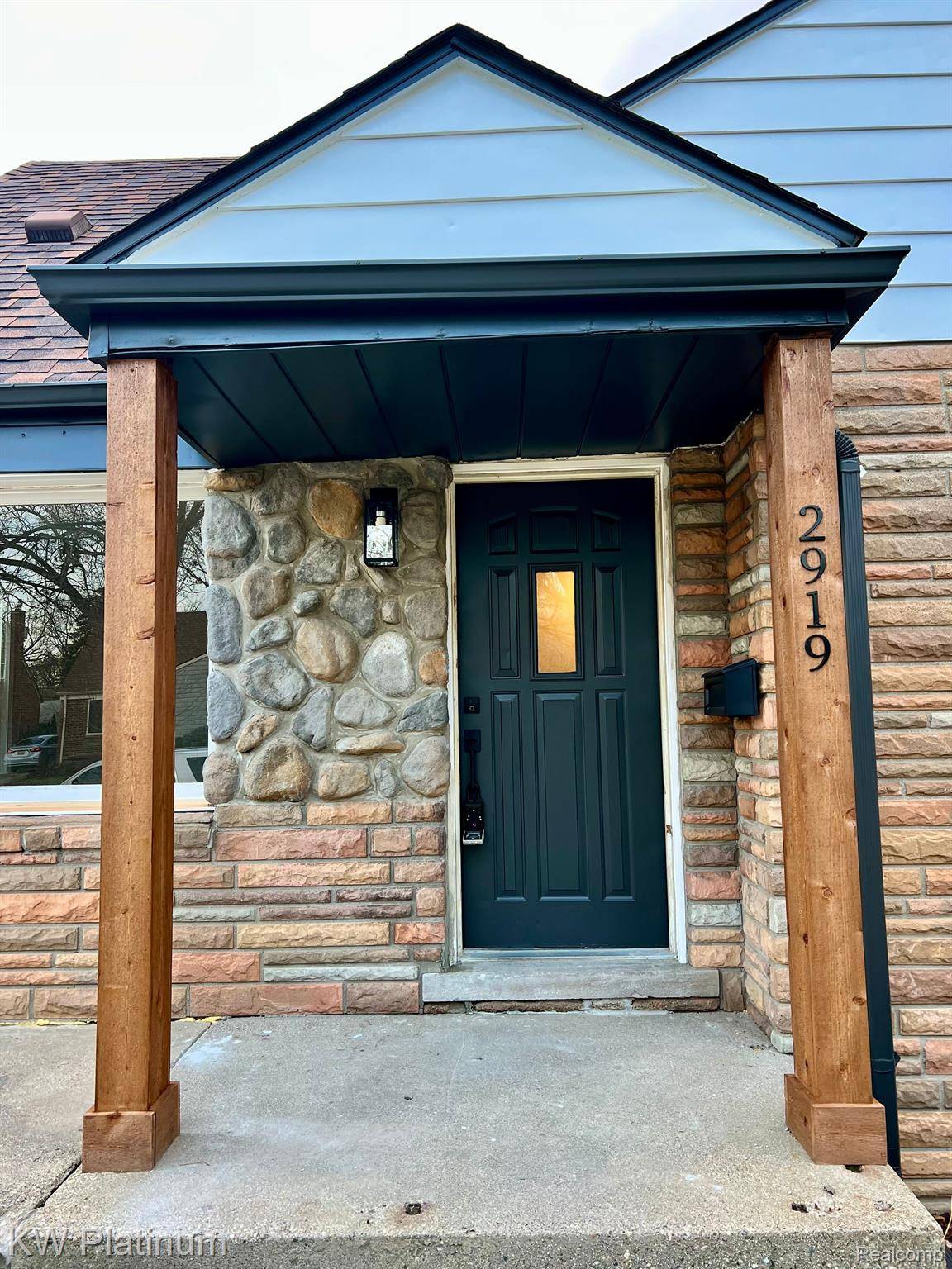 Royal Oak, MI 48073,2919 N BLAIR AVE