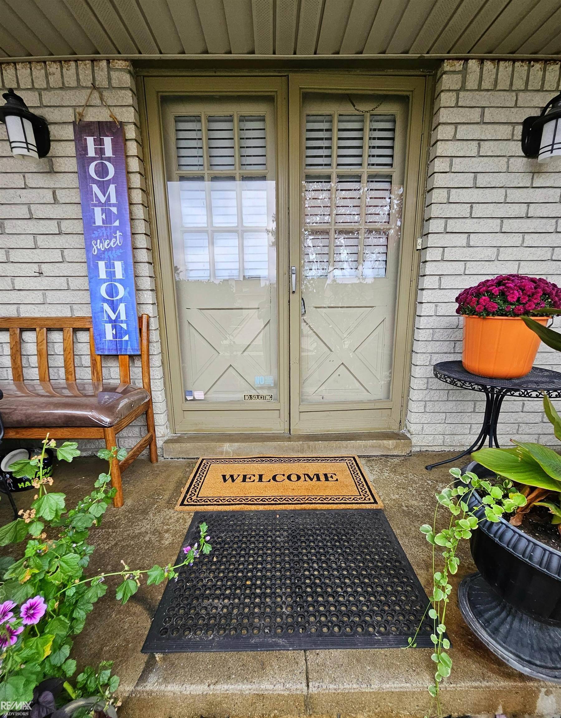 Woodhaven, MI 48183,23819 W FAIRWAY DR