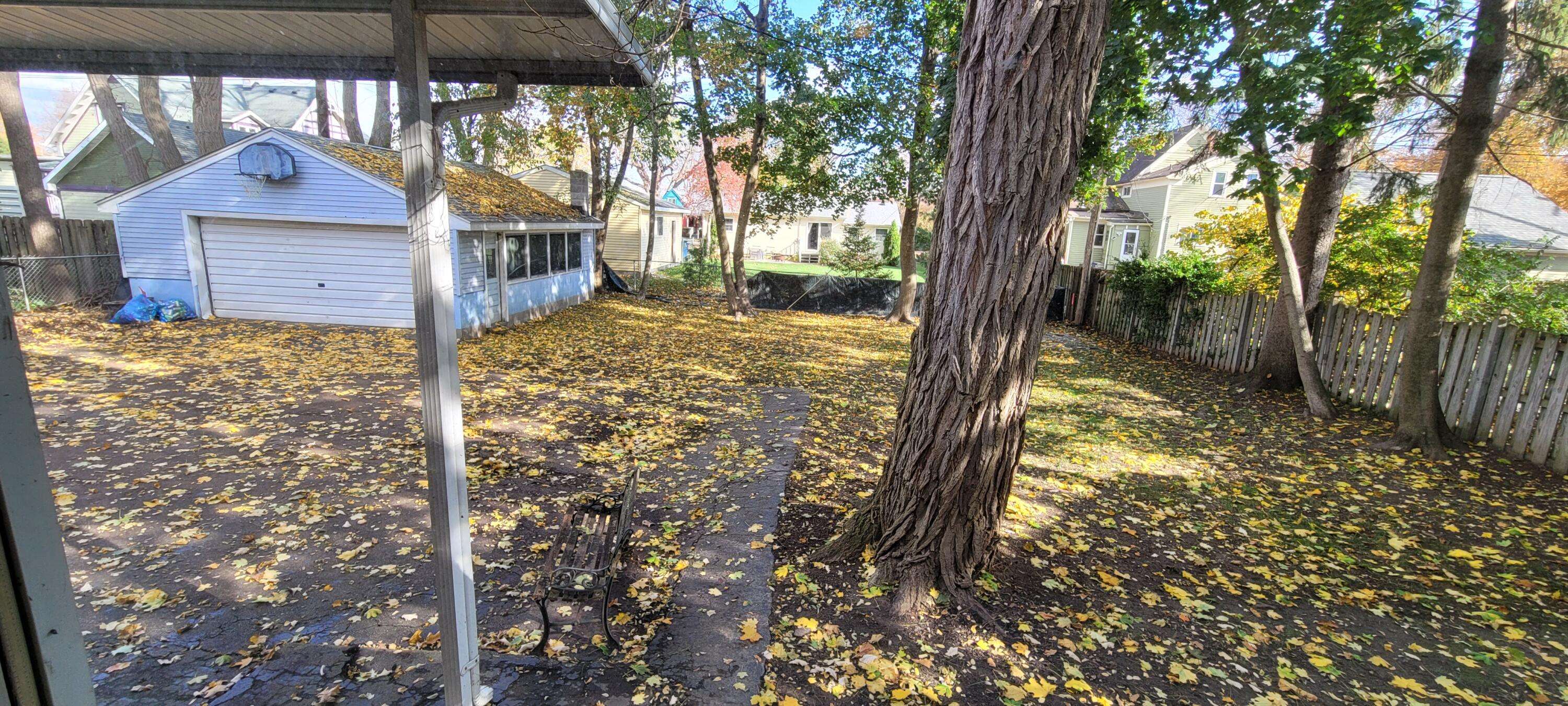 Howell, MI 48843,137 S TOMPKINS ST