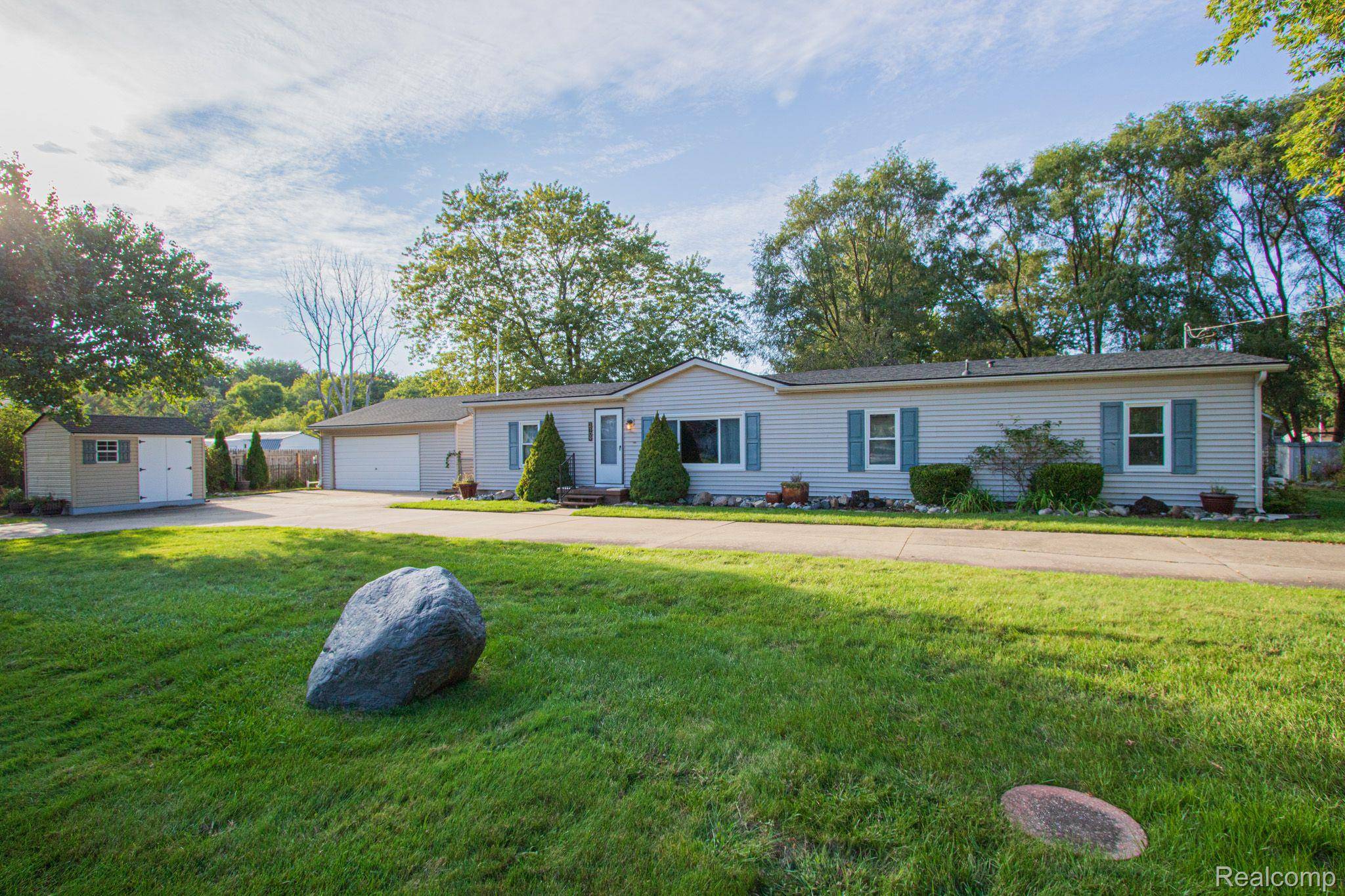 Algonac, MI 48001,2109 KENDALL ST