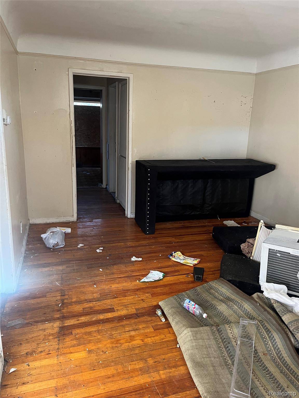 Detroit, MI 48205,16209 TACOMA ST