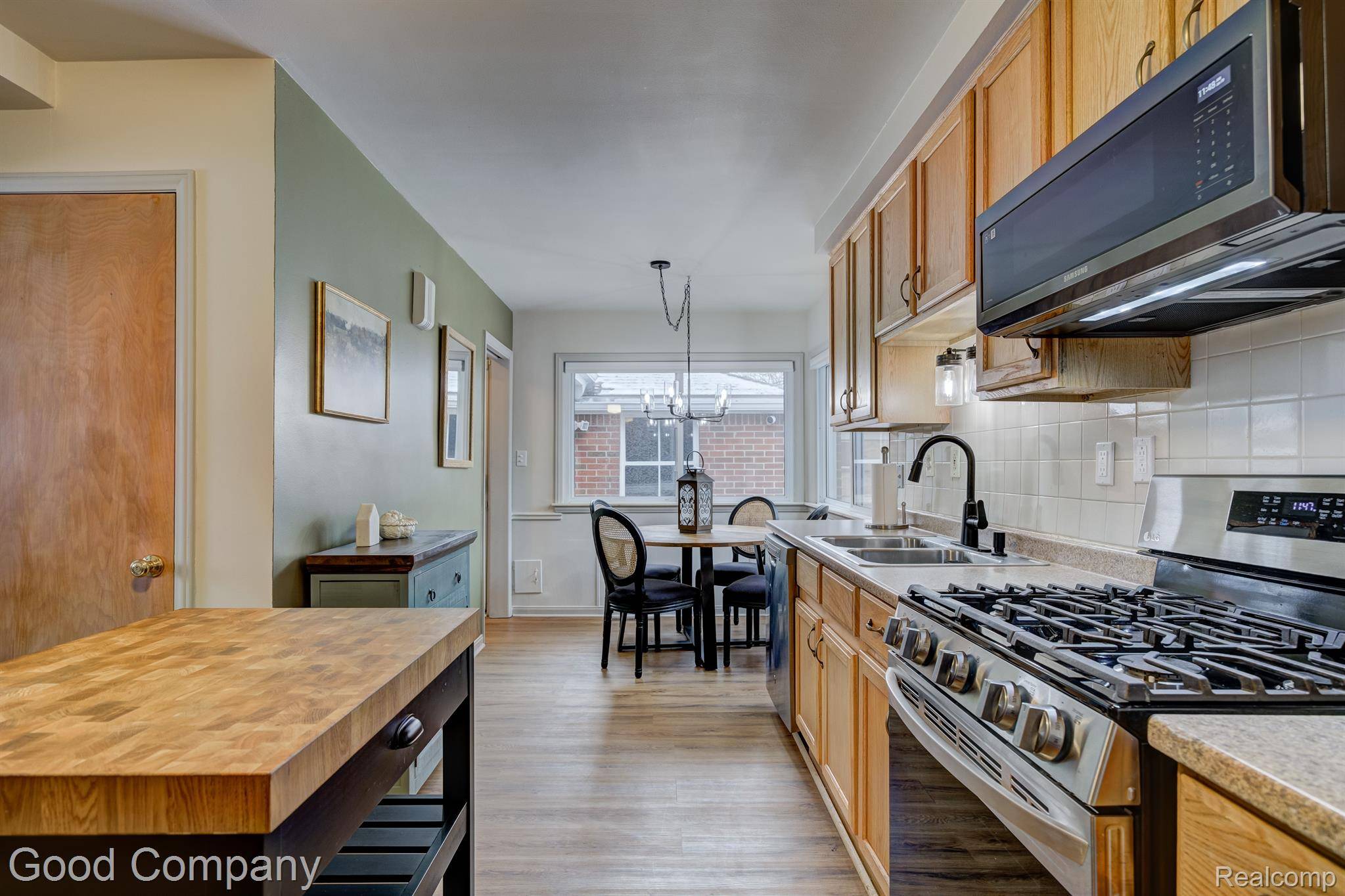 Oak Park, MI 48237,13301 DARTMOUTH ST