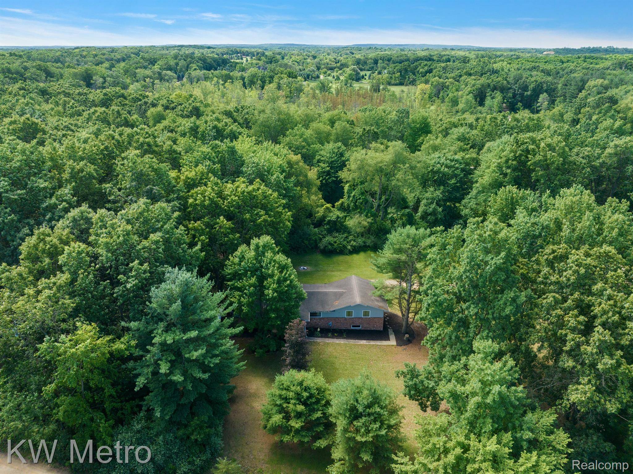 Pinckney, MI 48169,7293 GAWLEY RD