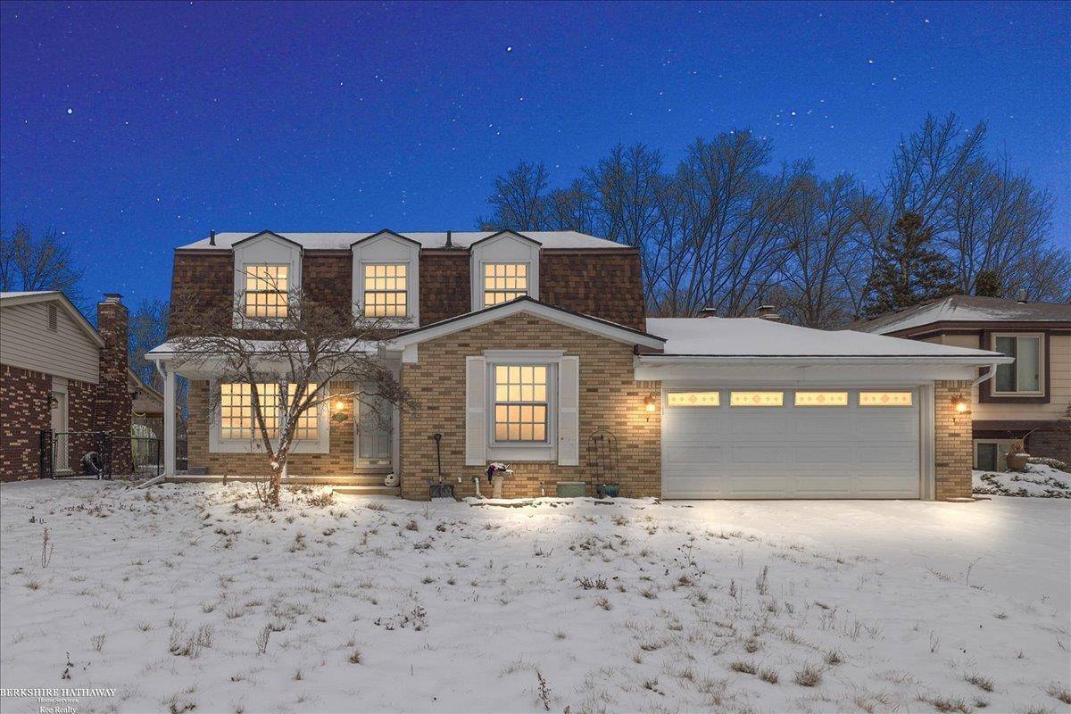 Clinton Township, MI 48038,15507 Grainger DR