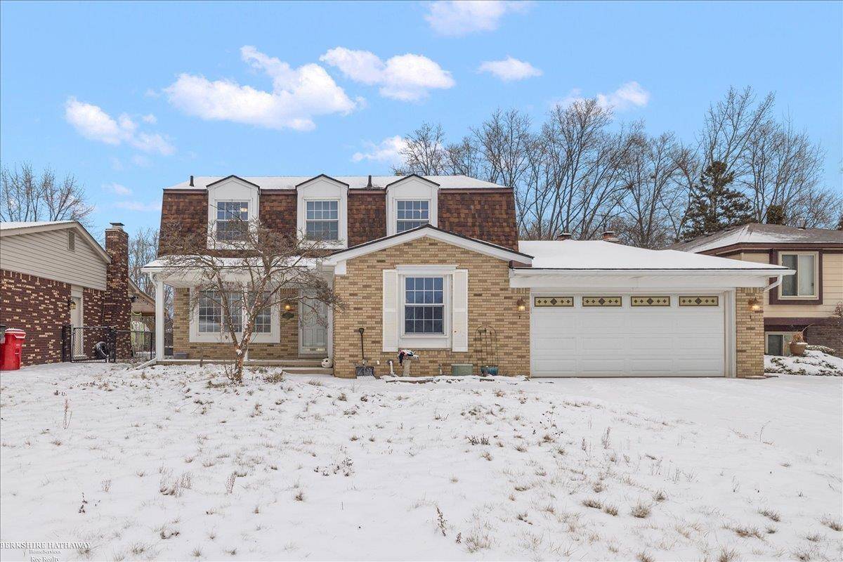 Clinton Township, MI 48038,15507 Grainger DR