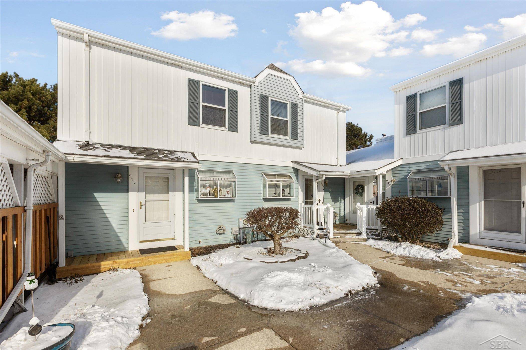 Bay City, MI 48706,915 E Harbor VW