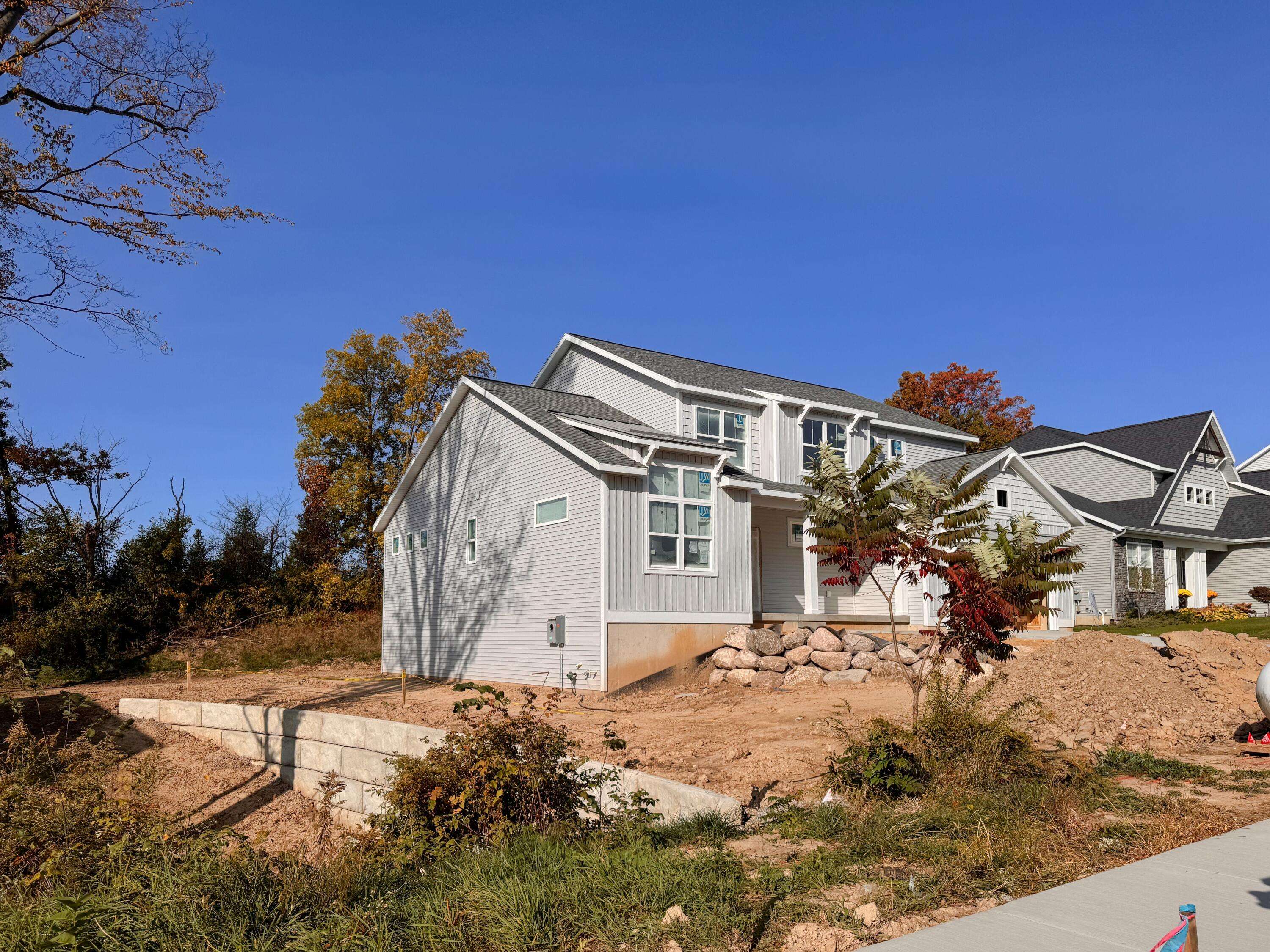 Jenison, MI 49428,8143 Eagle Peak DR