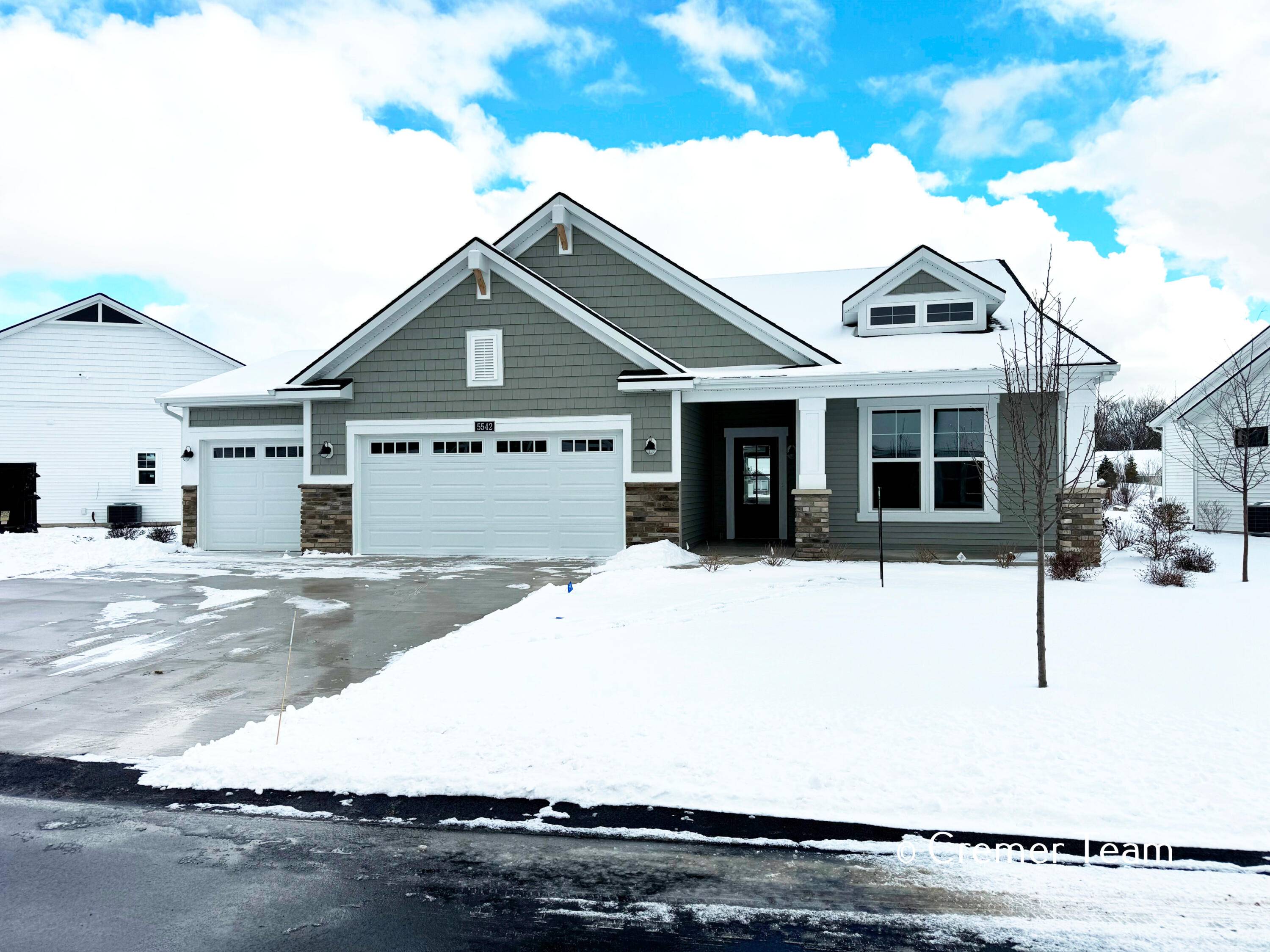 Belmont, MI 49306,5542 Isle River DR