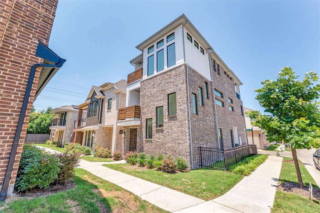 Dallas, TX 75231,8120 Radnor Road