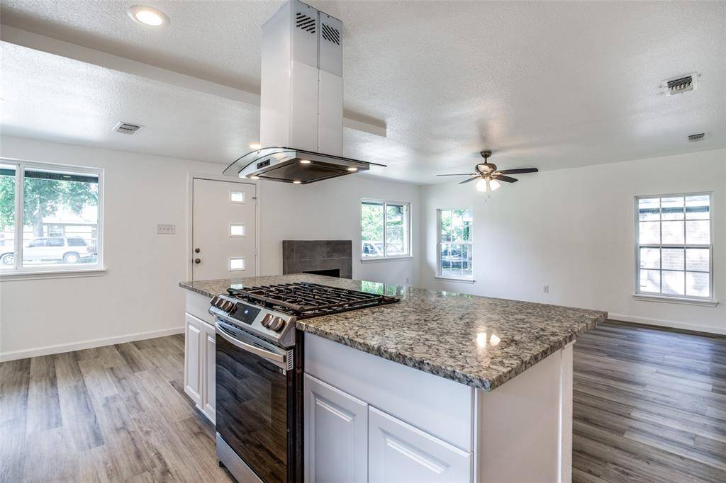 Dallas, TX 75211,3564 Virginia Boulevard