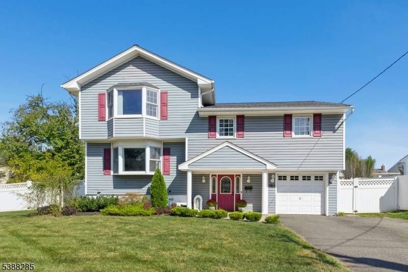 Clark Twp., NJ 07066,783 RIVERBEND DRIVE