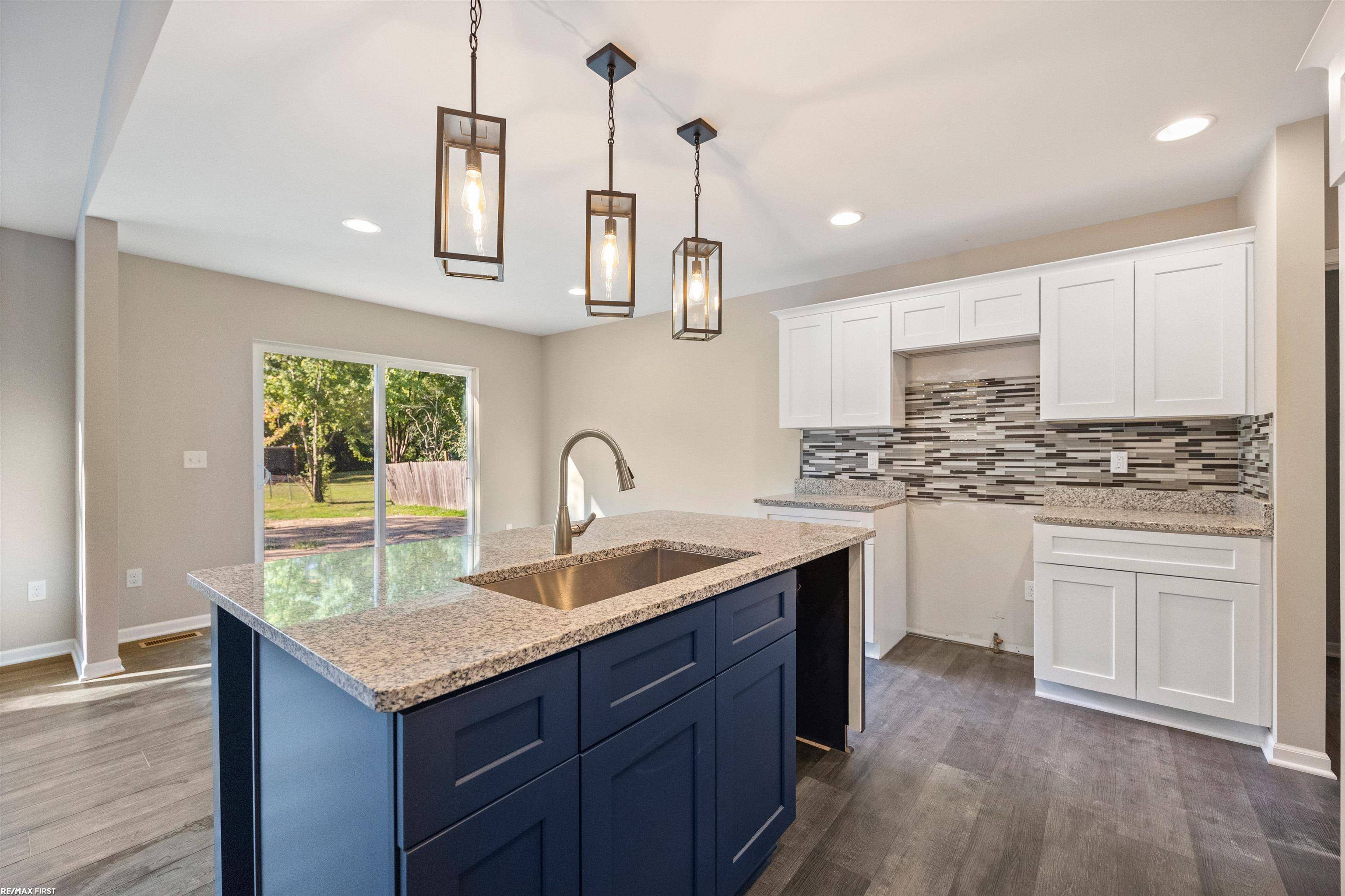 Clinton Township, MI 48035,21592 Elmway