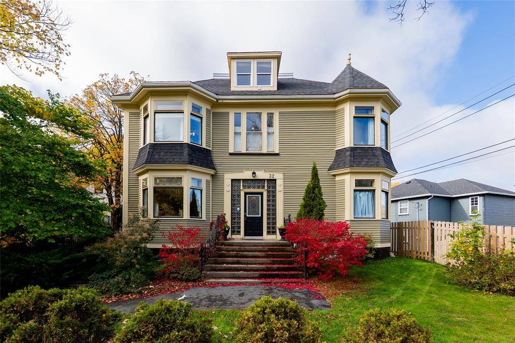 St. John's, NL A1E 2A7,32 Topsail Road