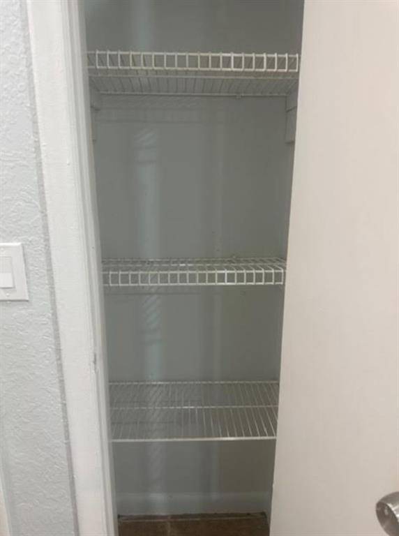 Pompano Beach, FL 33060,332 SW 2nd Pl #3