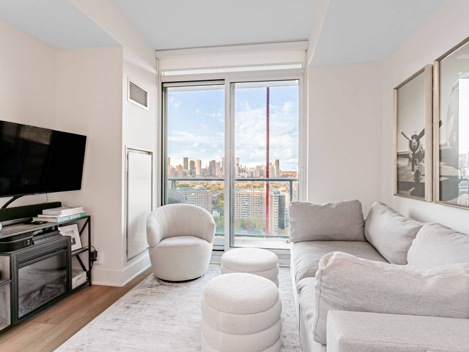 Toronto C08, ON M5A 0N6,120 Parliament ST #2202