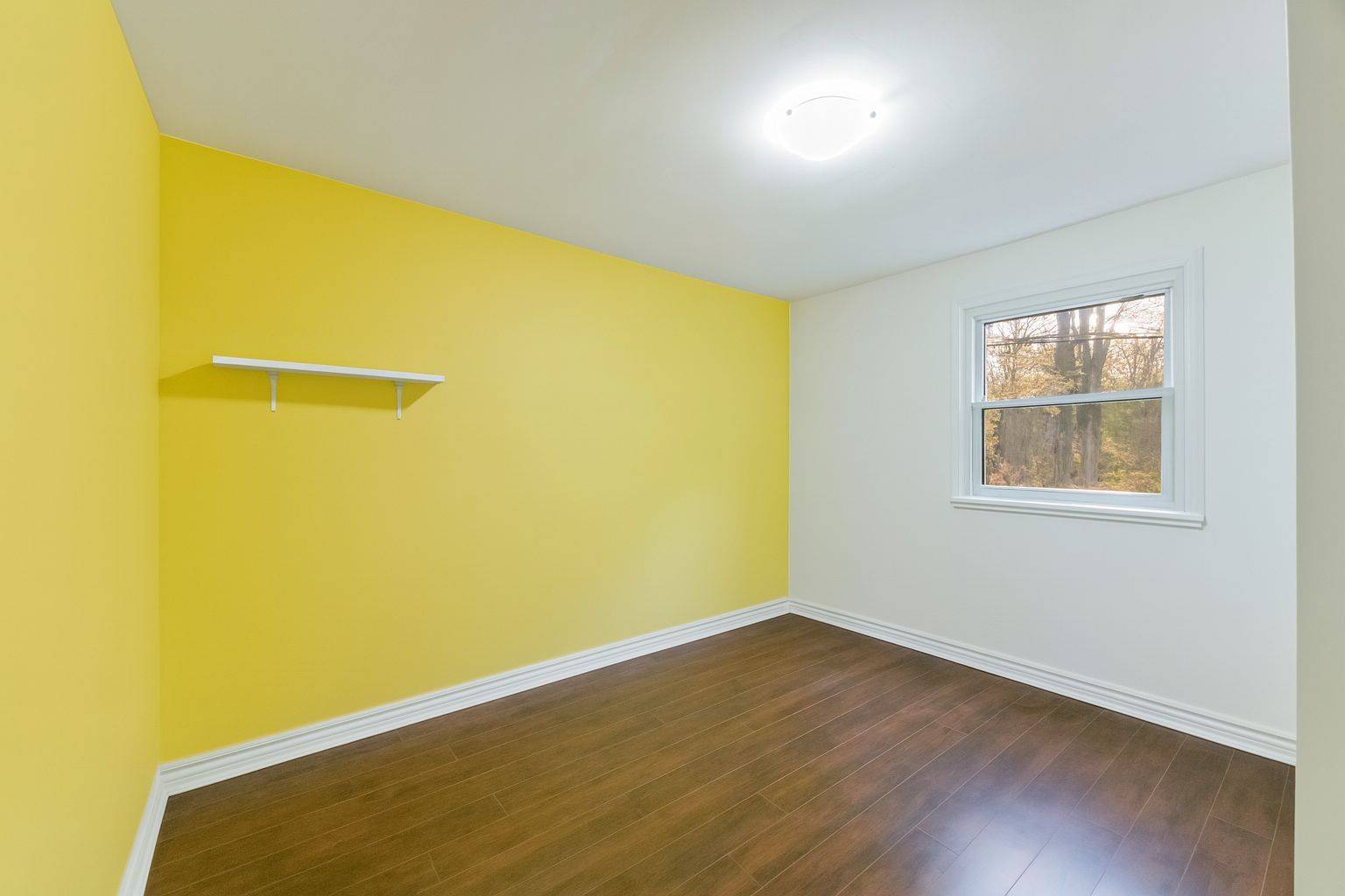 Toronto W10, ON M9W 1T2,135 Allenby AVE