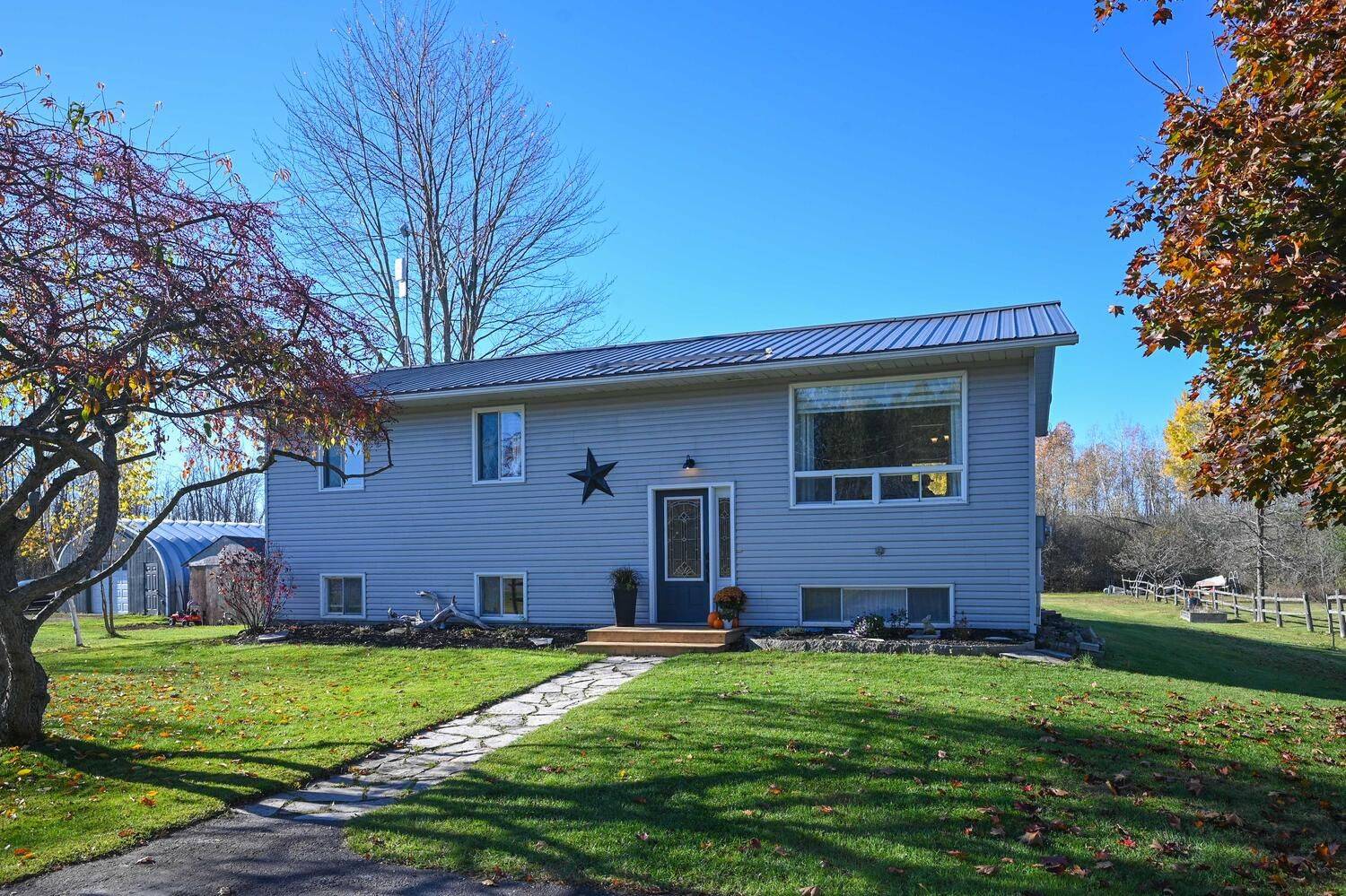 Drummond/north Elmsley, ON K7A 4S4,893 Carroll RD