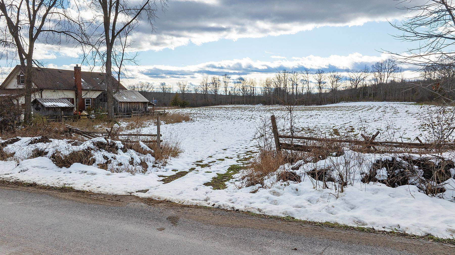 Stone Mills, ON K0K 1Z0,60 Miller RD