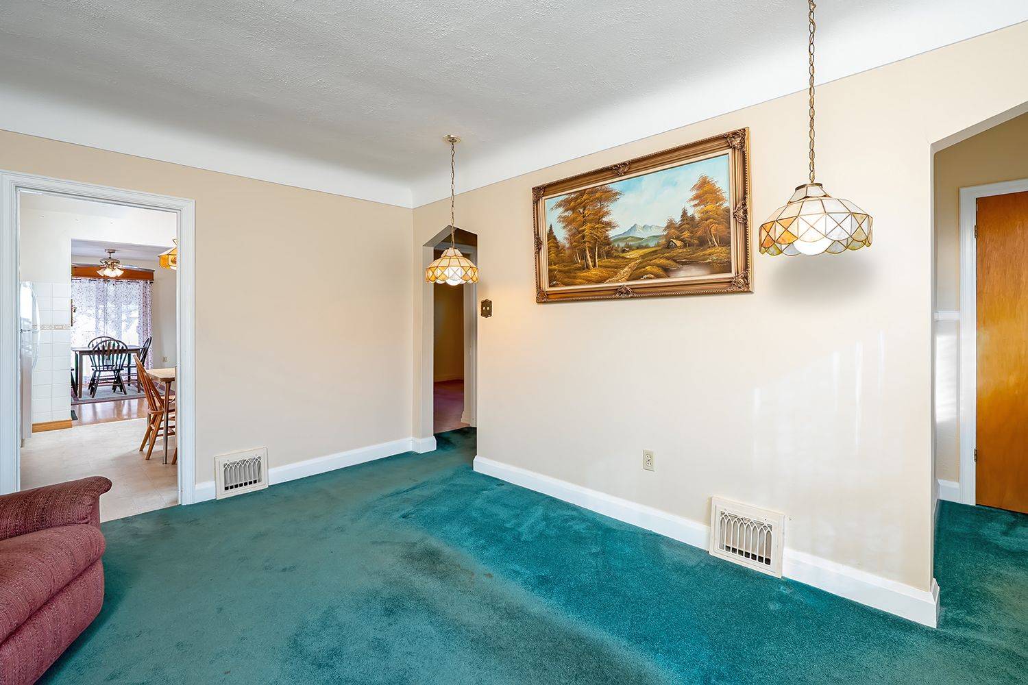 Hamilton, ON L9A 4P1,162 East 18th ST