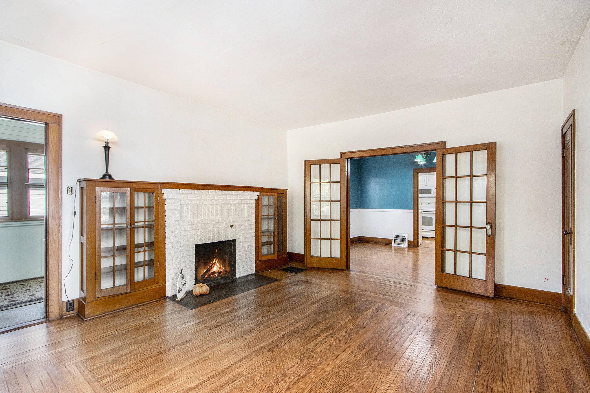 Lawton, MI 49065,117 S Adams ST