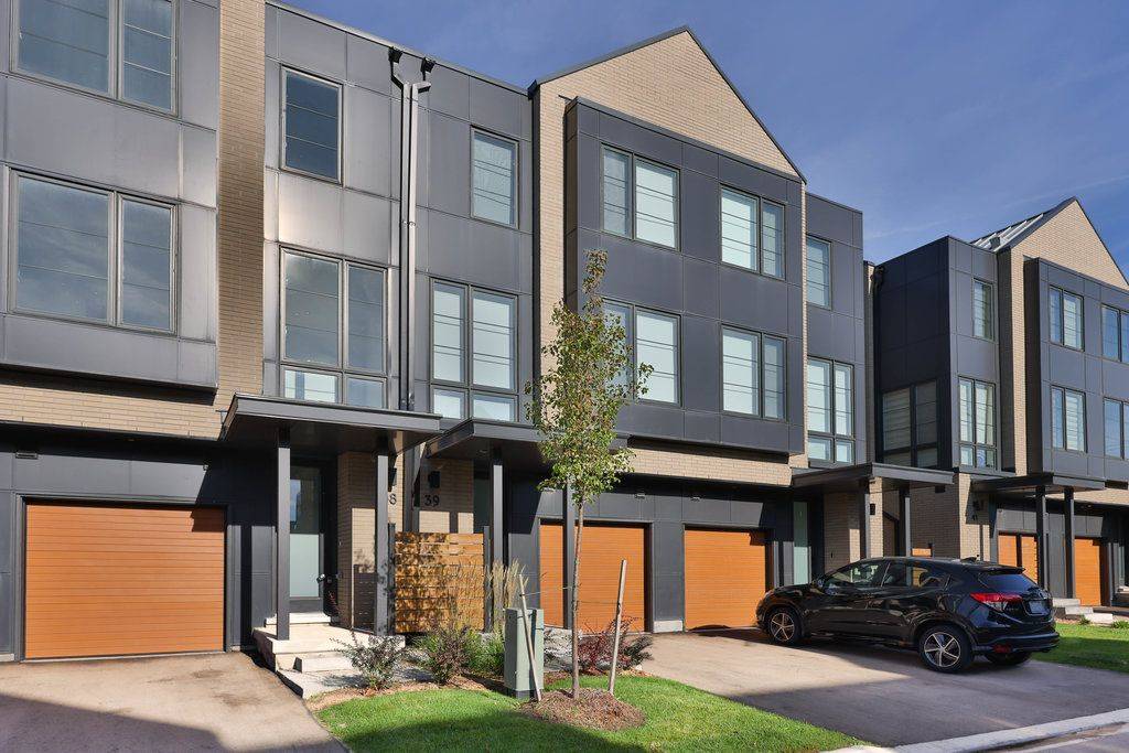 Burlington, ON L7M 2B2,2273 TURNBERRY RD #39