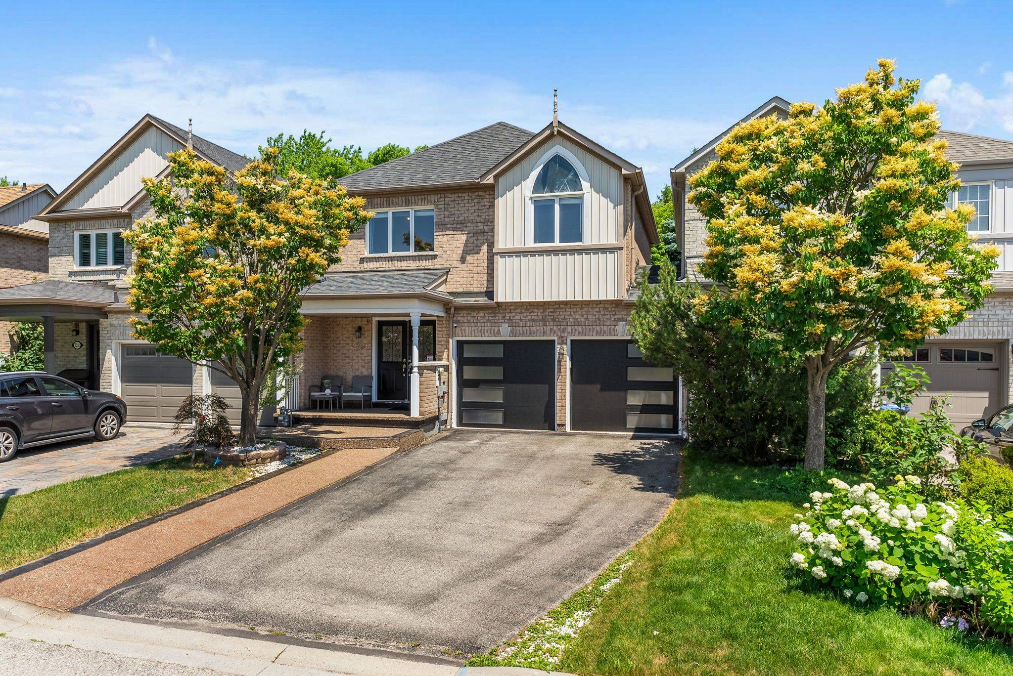 Mississauga, ON L5N 8E5,7229 Pallett CT