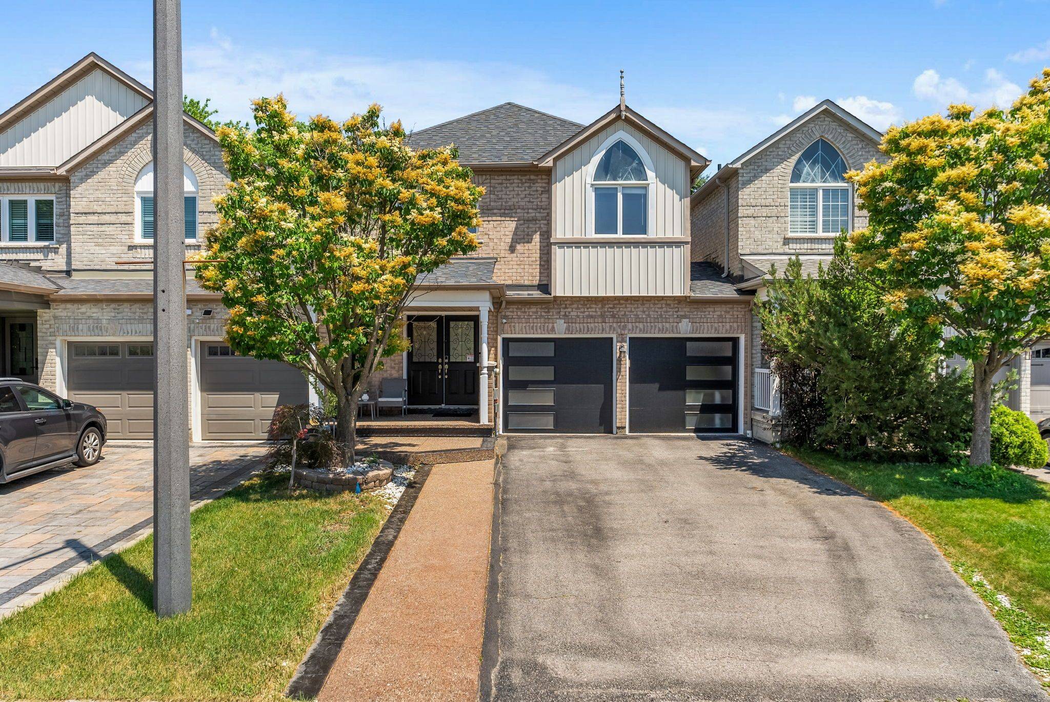 Mississauga, ON L5N 8E5,7229 Pallett CT