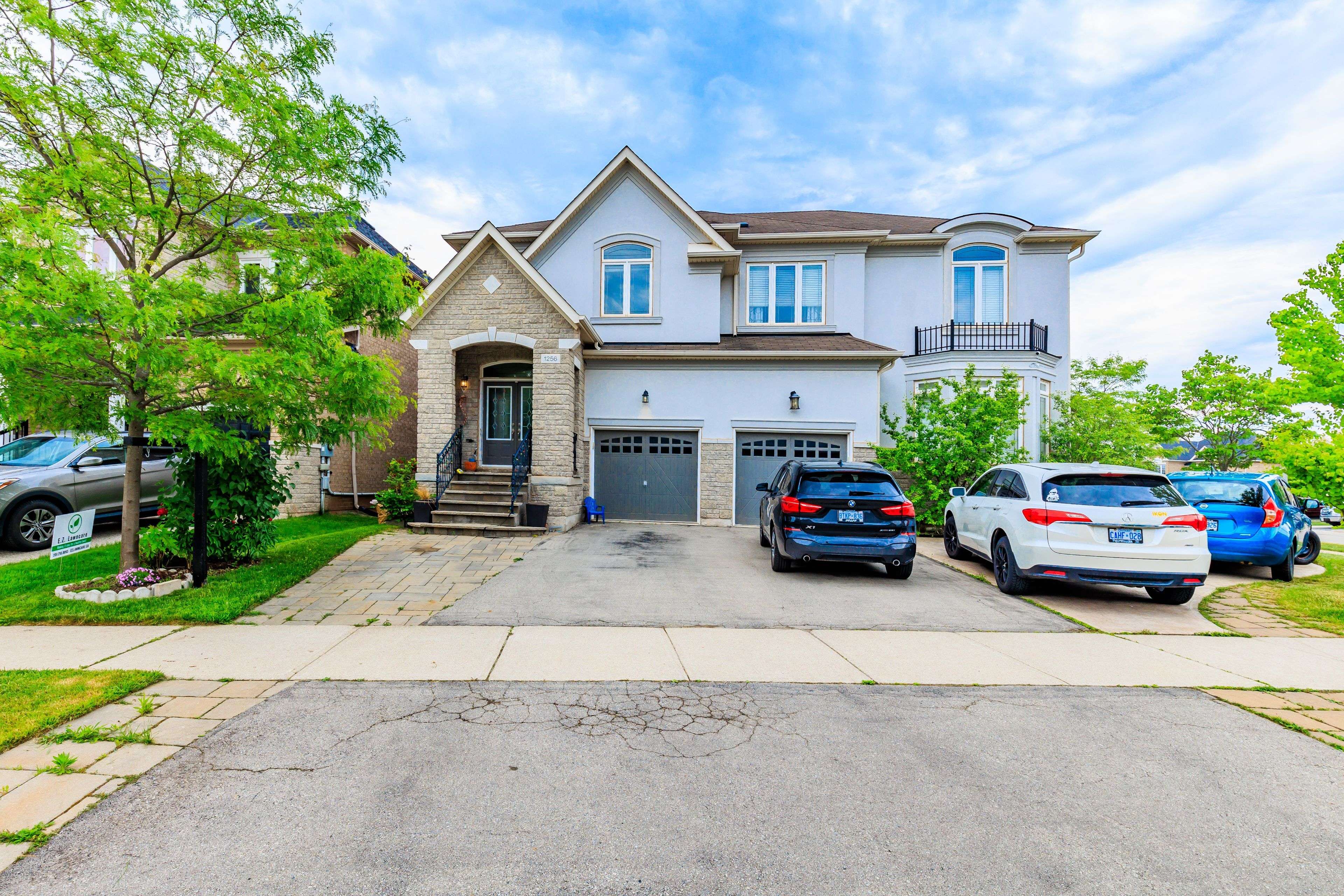 Oakville, ON L6H 0B5,1256 Jezero CRES