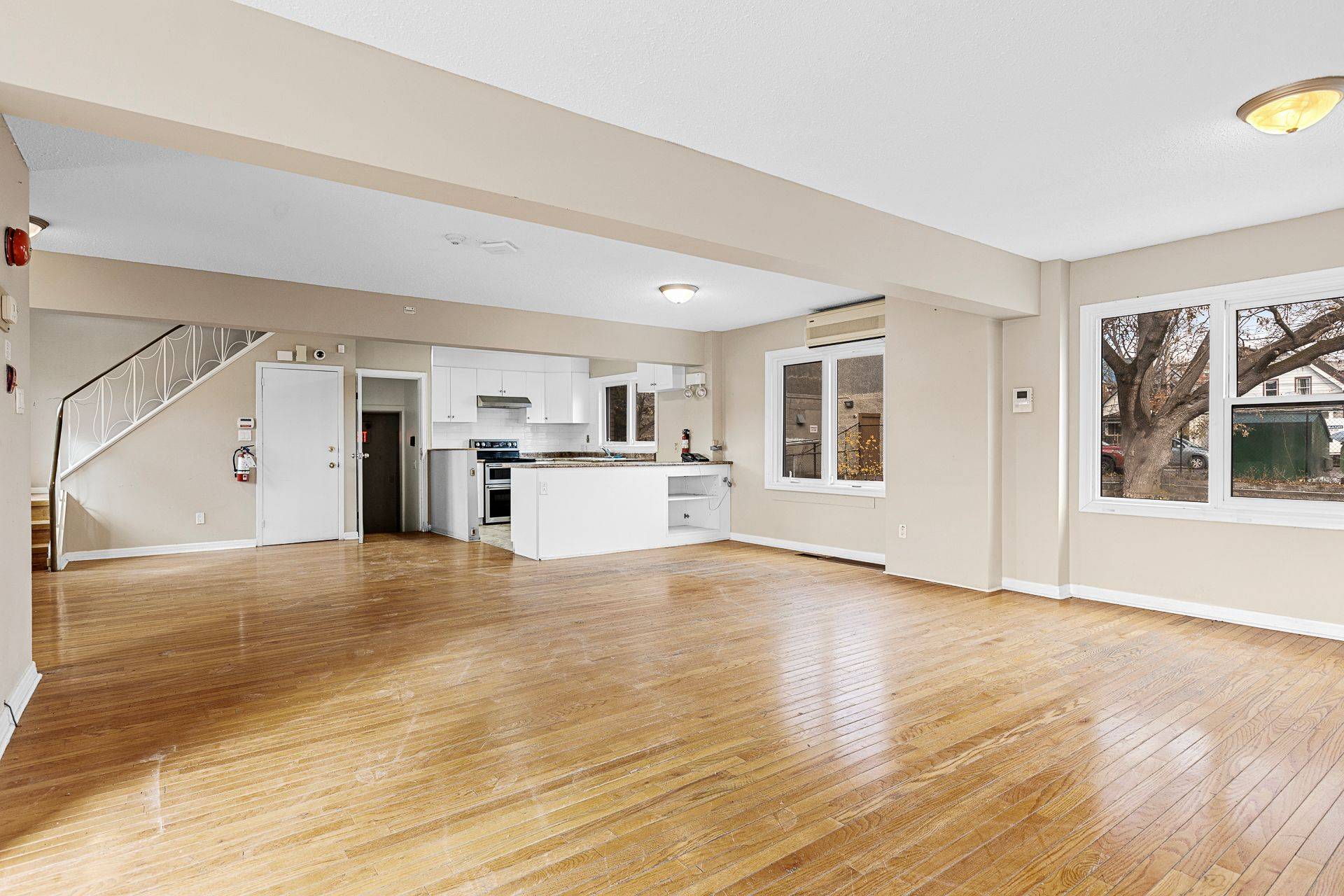 Vanier And Kingsview Park, ON K1L 7S1,297 & 301 Savard AVE