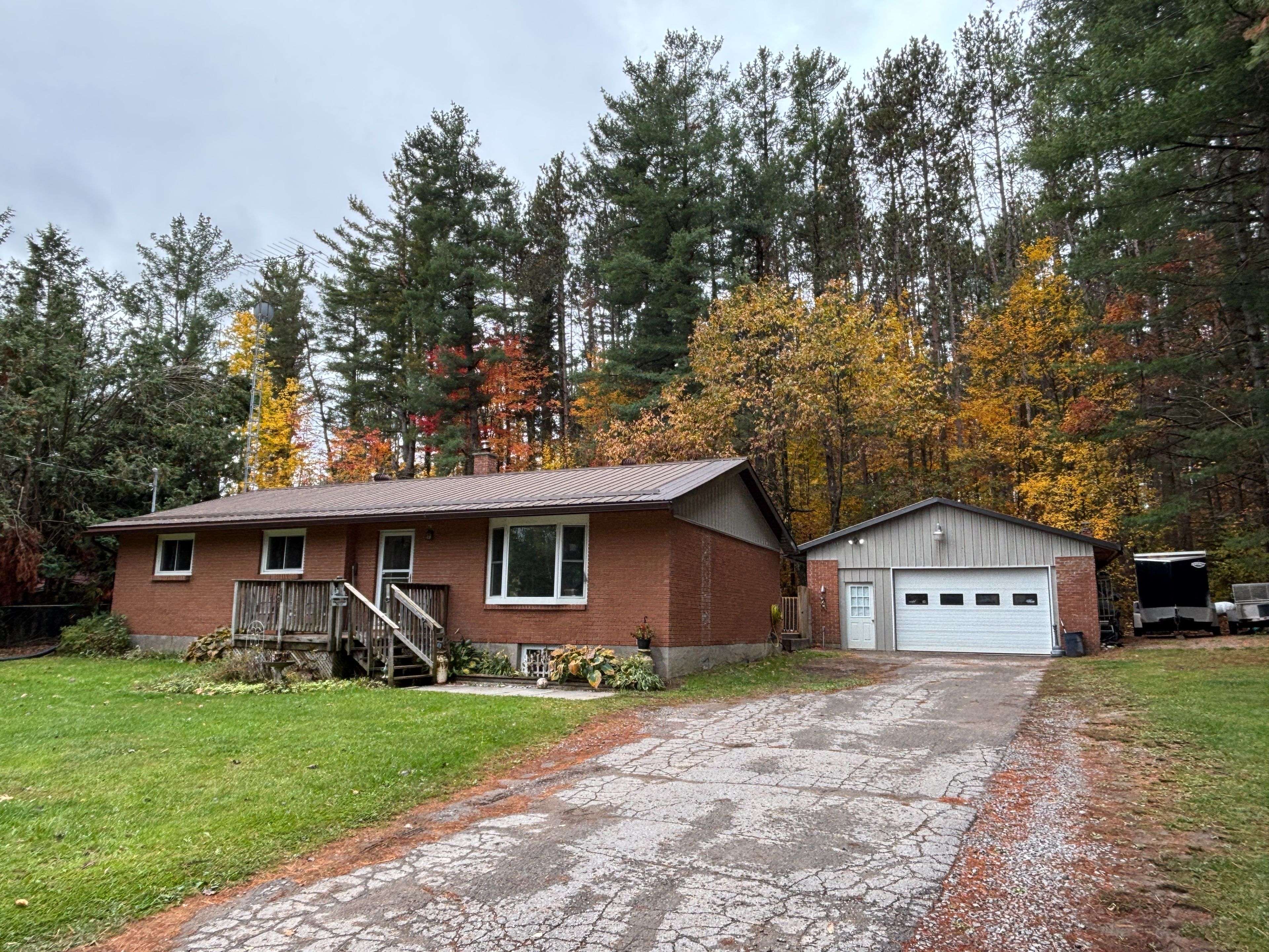 Havelock-belmont-methuen, ON K0L 1Z0,404 Belmont Concession 8 N/A