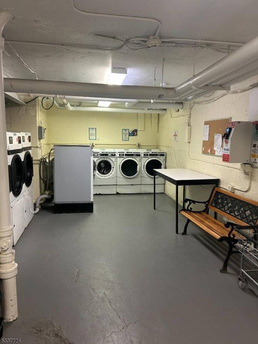 Fort Lee Boro, NJ 07024,2329 Hudson Terrace #C13