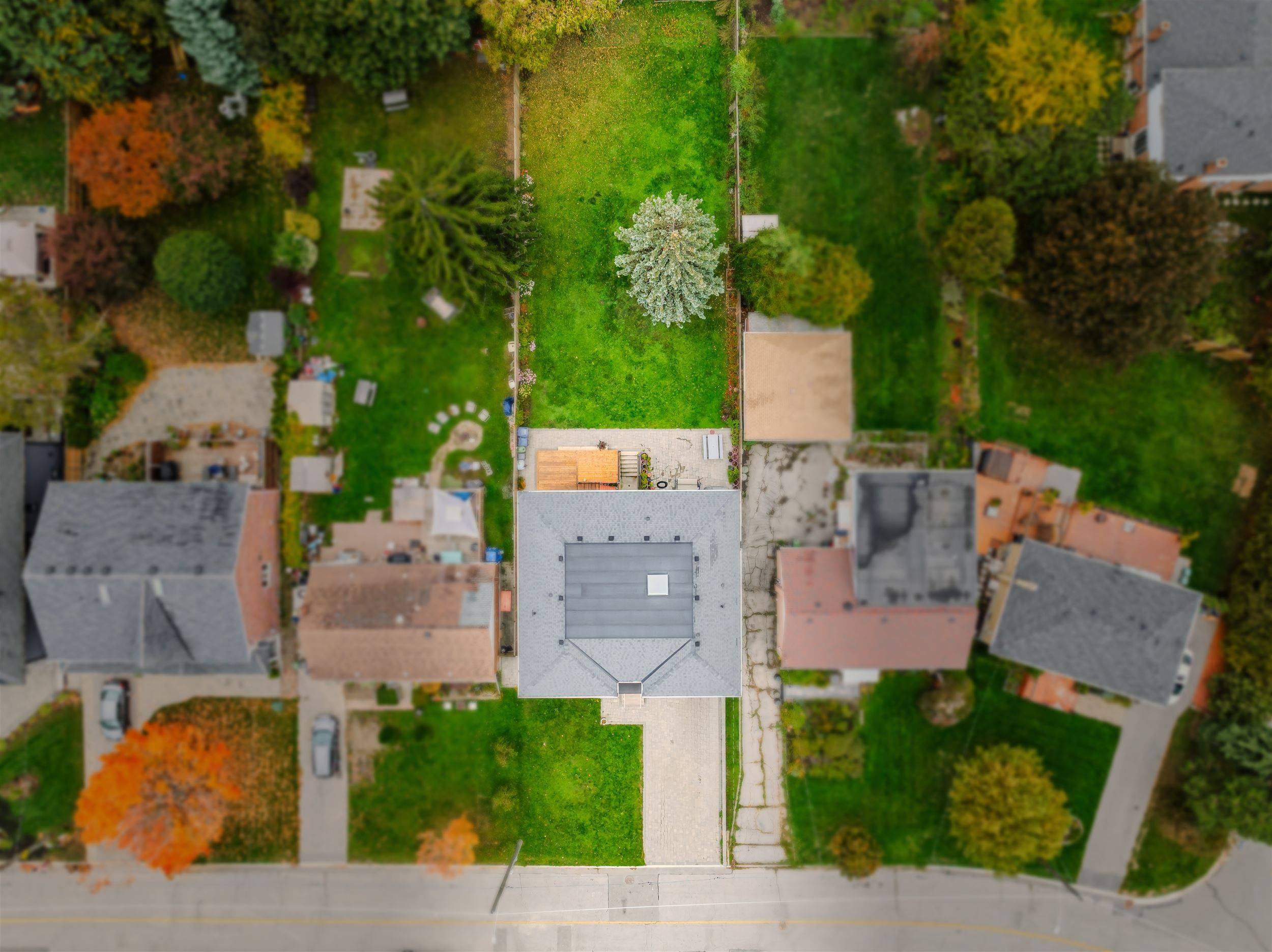 Toronto E08, ON M1M 3B4,44 Muir DR